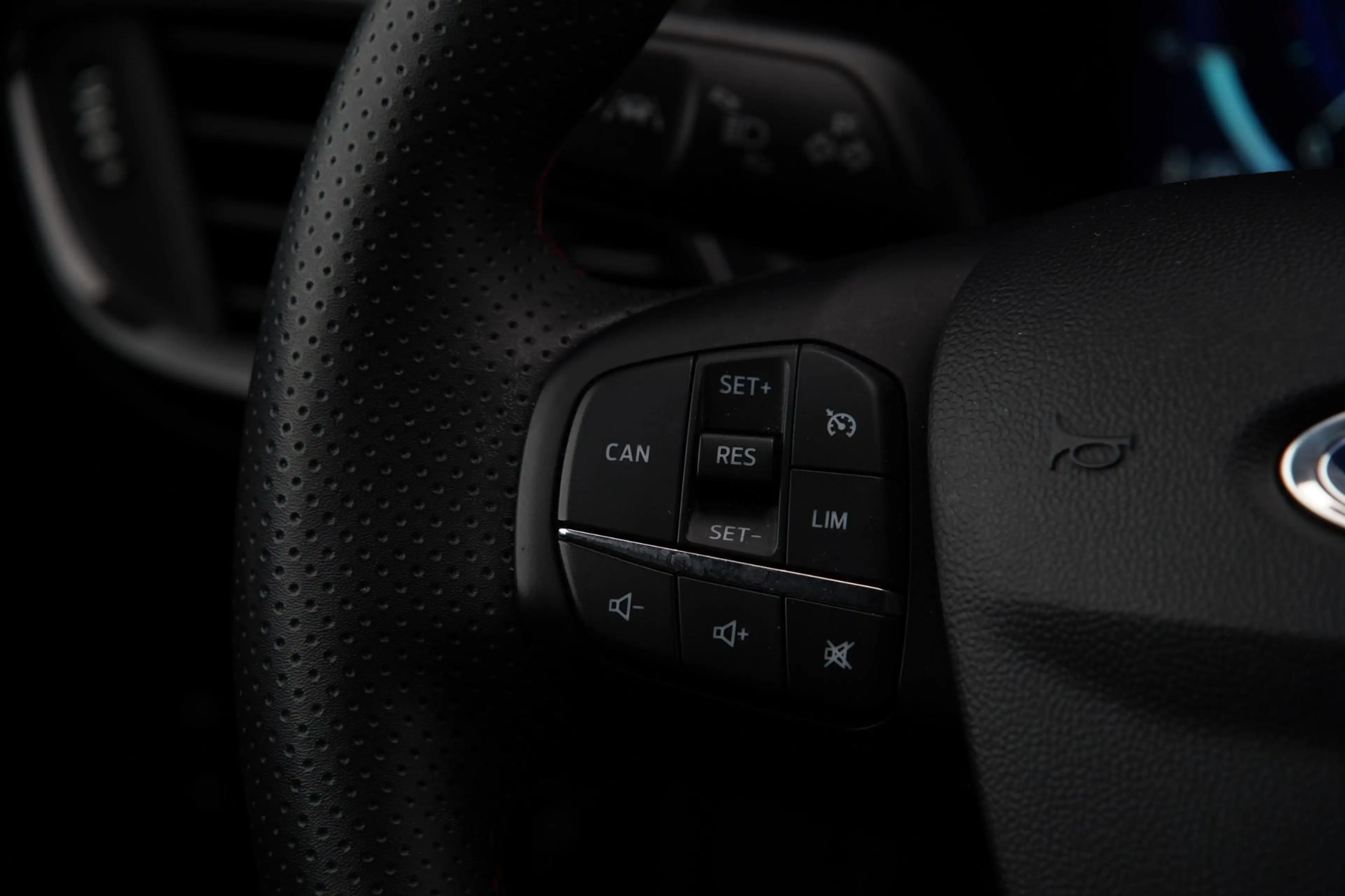 Ford Puma 1.0 EcoBoost Hybrid ST-Line Carplay|Winter Pack|De — photo 14