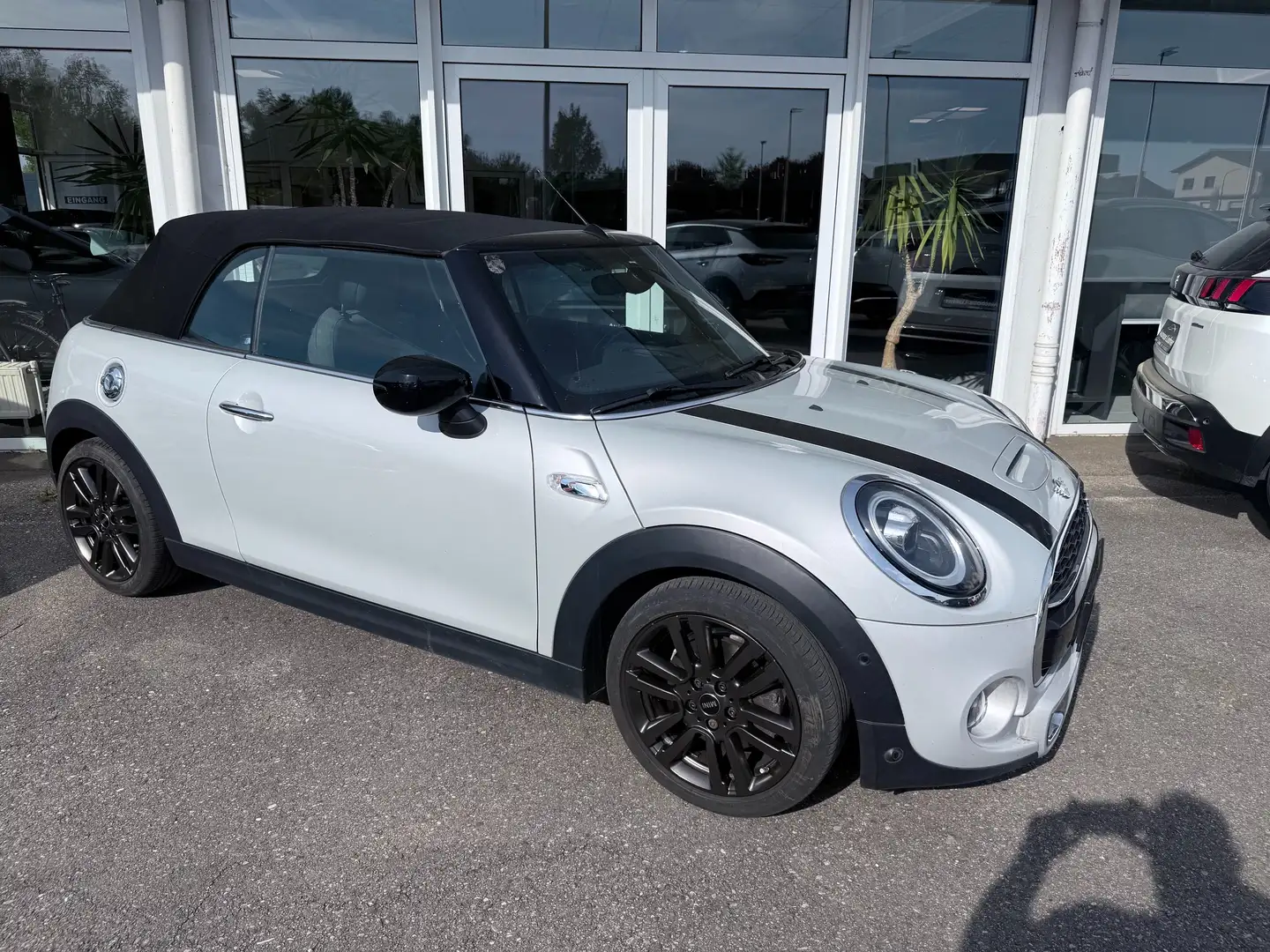 MINI Cooper S Cabrio Automatik Grau - 1