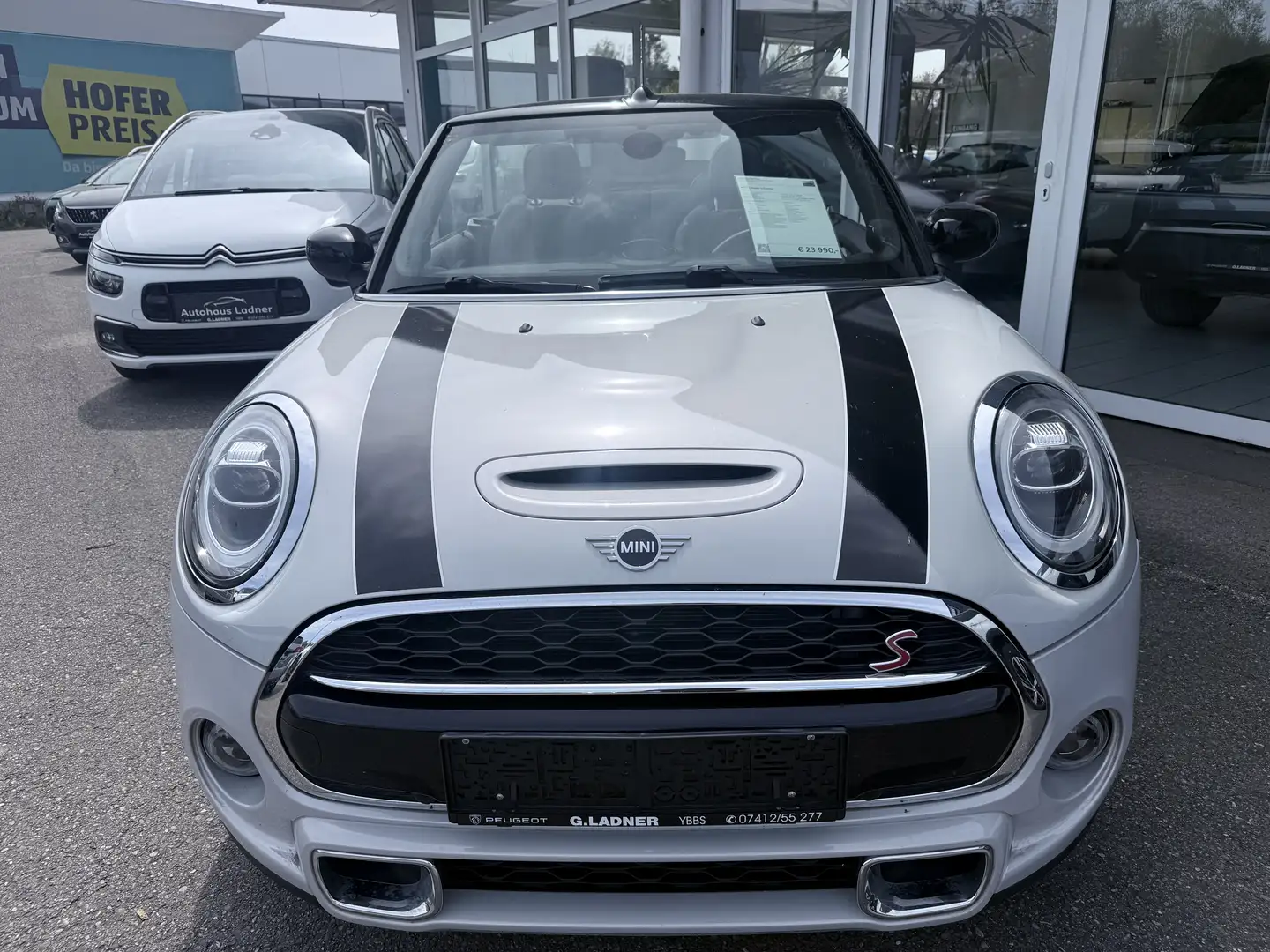 MINI Cooper S Cabrio Automatik Grau - 2
