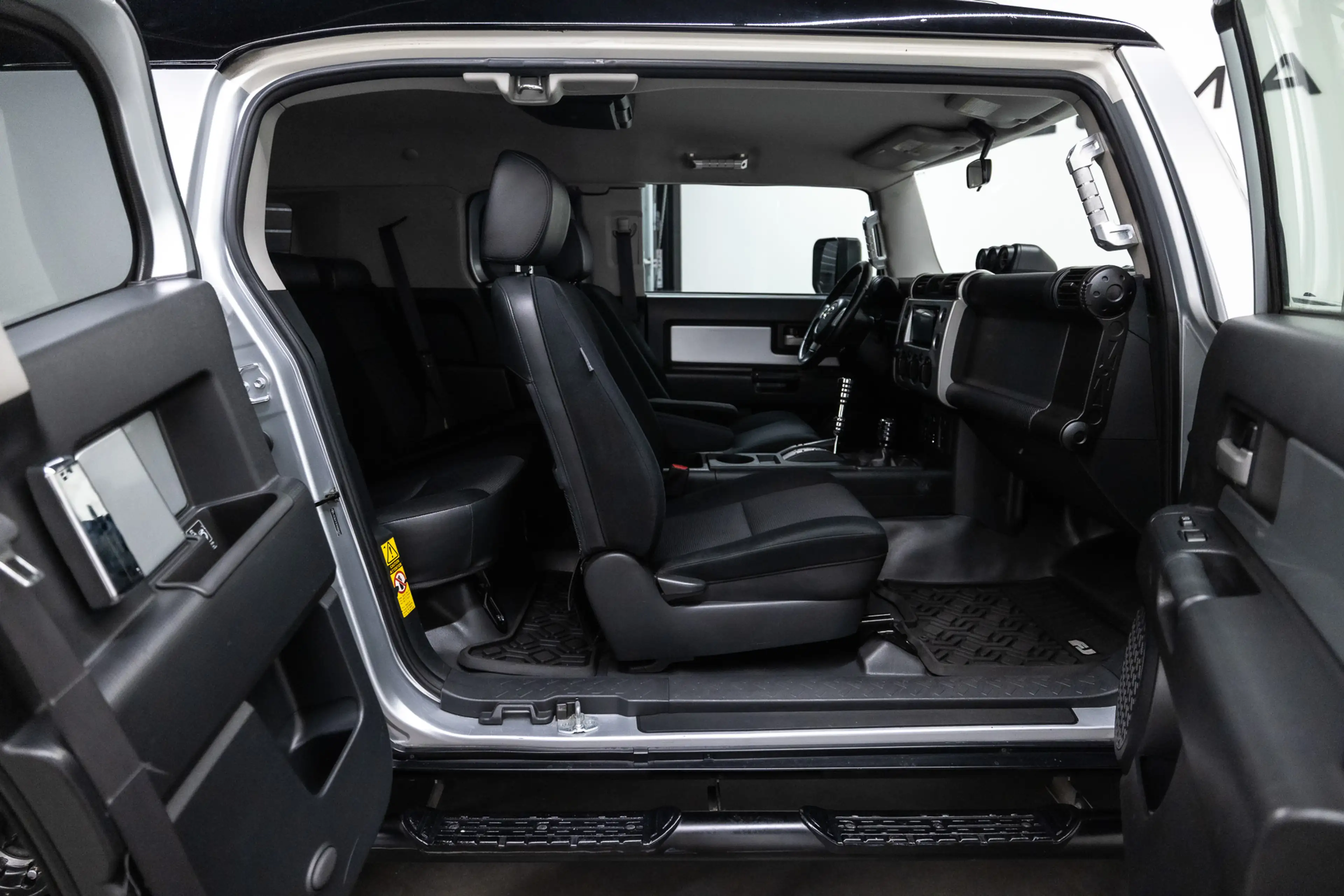 Toyota FJ Cruiser VVTi V6 Btw auto (€ 38.801,65 Ex B.T.W) DEALER AUT — photo 4