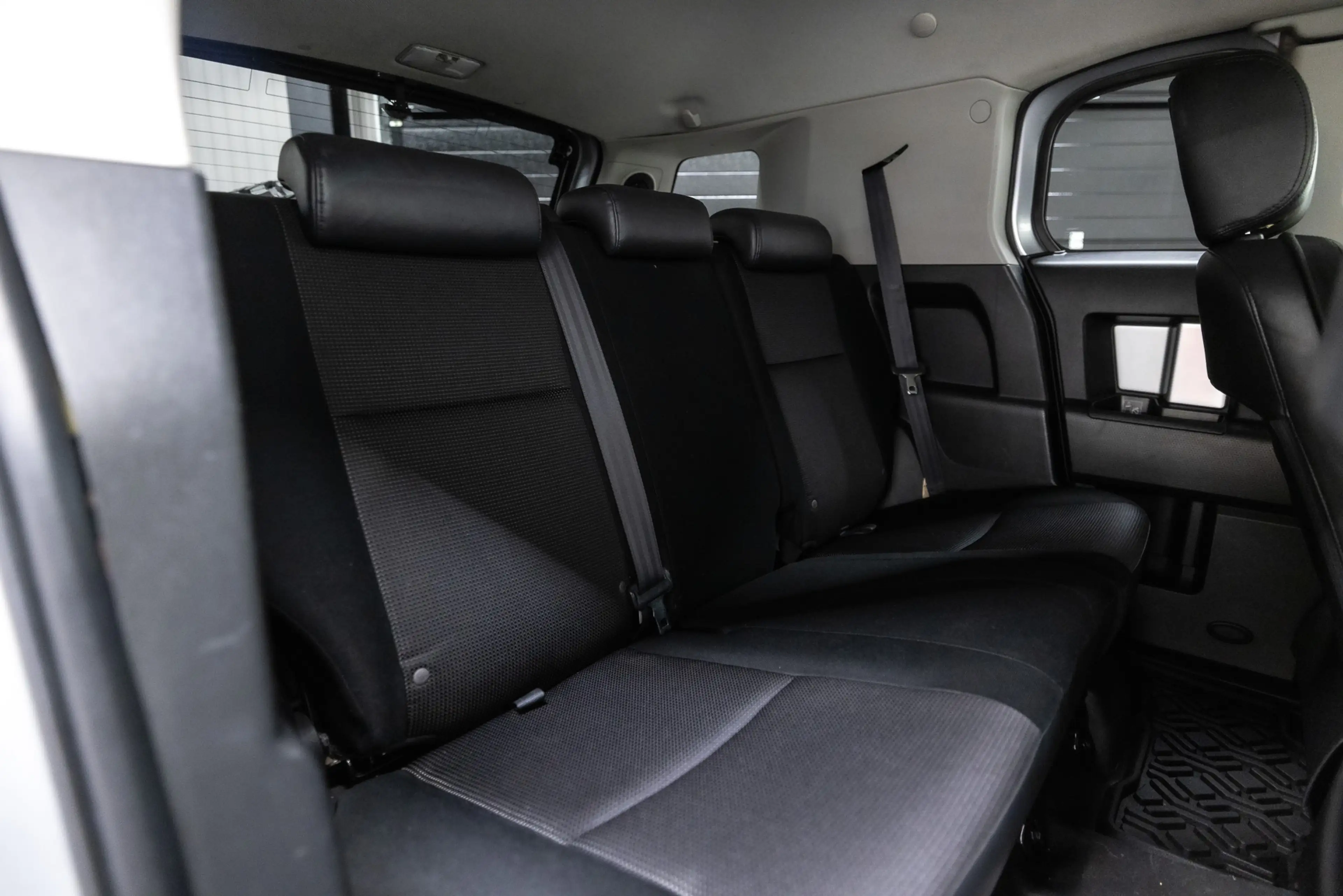 Toyota FJ Cruiser VVTi V6 Btw auto (€ 38.801,65 Ex B.T.W) DEALER AUT — photo 14
