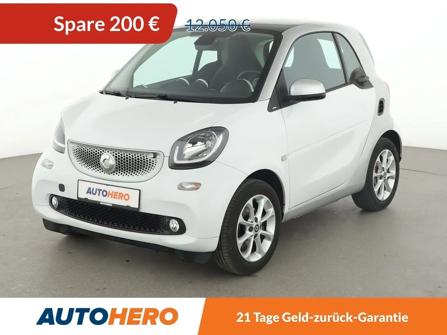 smart forTwo 1.0 Basis Prime Aut.*TEMPO*PDC*SHZ*PANO* Weiß - 1