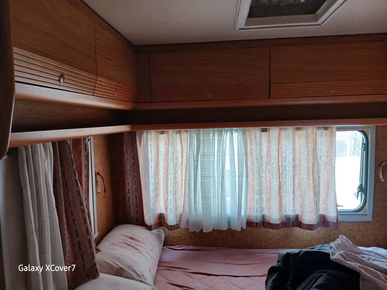 Caravans-Wohnm Ford Forever, foto 6