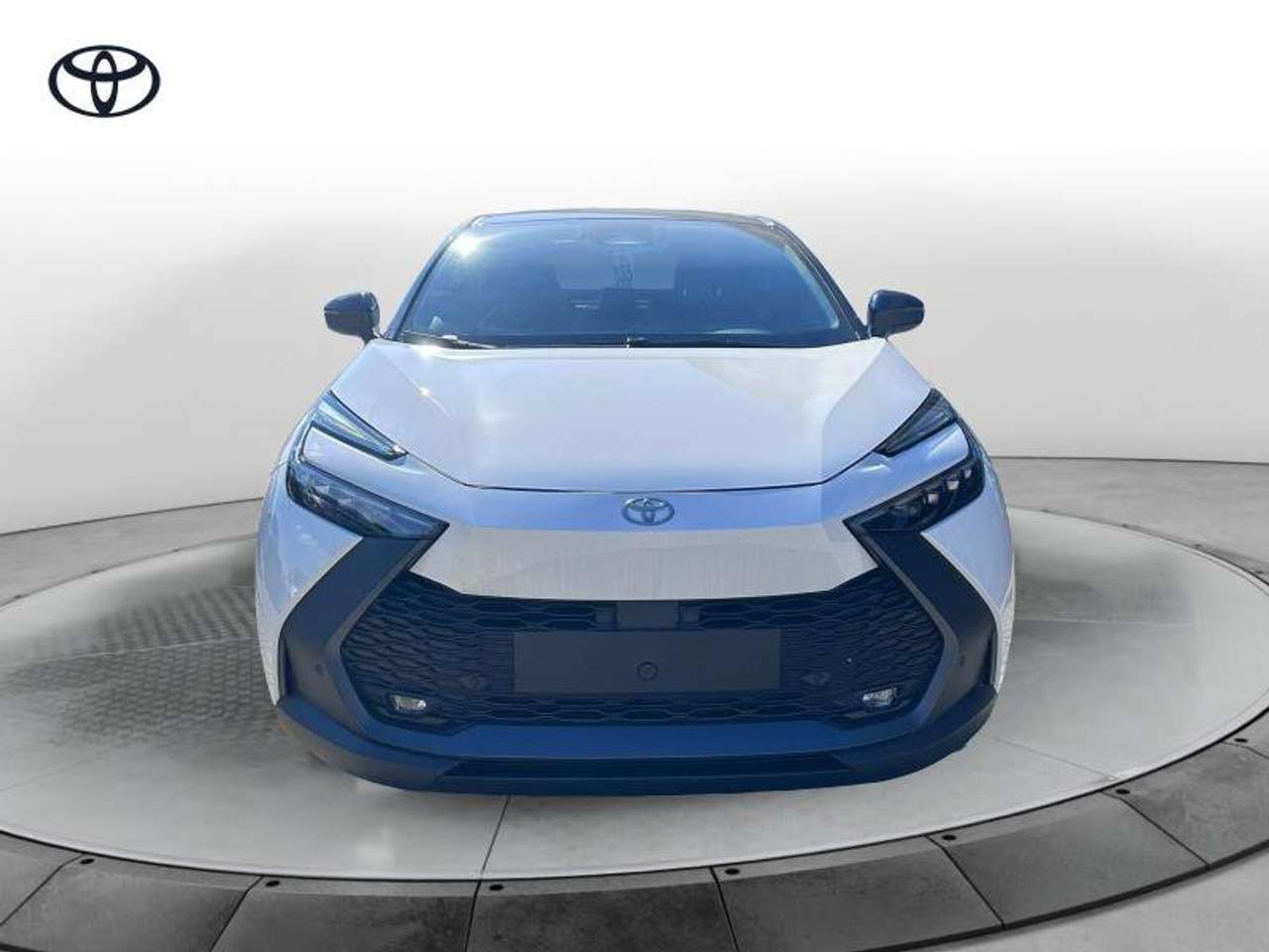 Toyota C-HR (2023-) 1.8 HV Trend