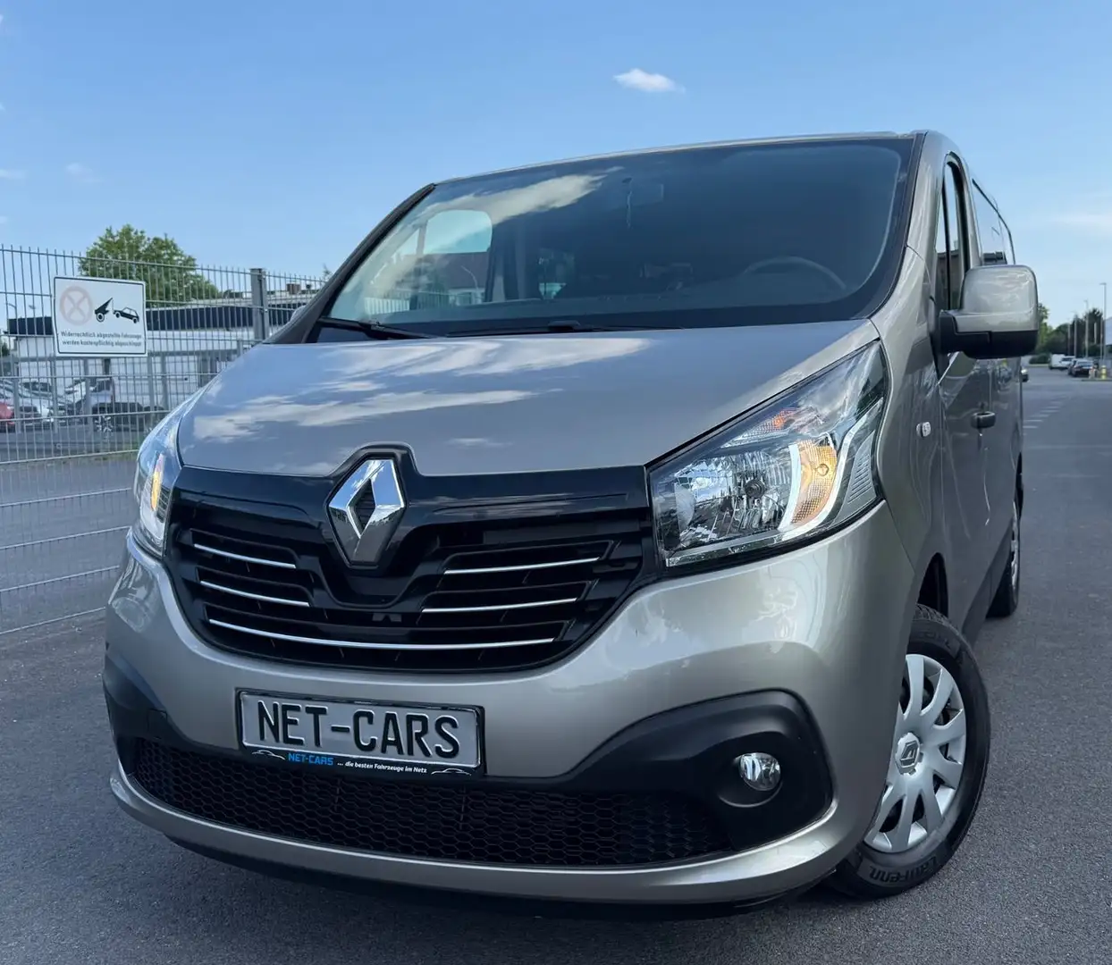 Renault Trafic dCi120 Combi Komfort L1H1*8Sitzer*KLIMA Grau - 1