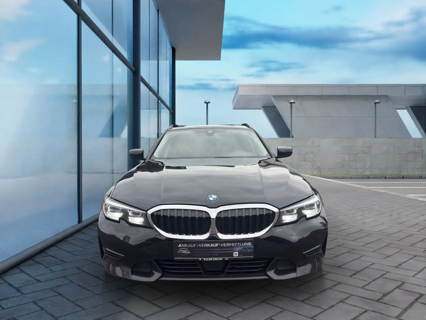 BMW 320 d Sport Line, Diesel/ Hybrid, Leder,Navi Schwarz - 2