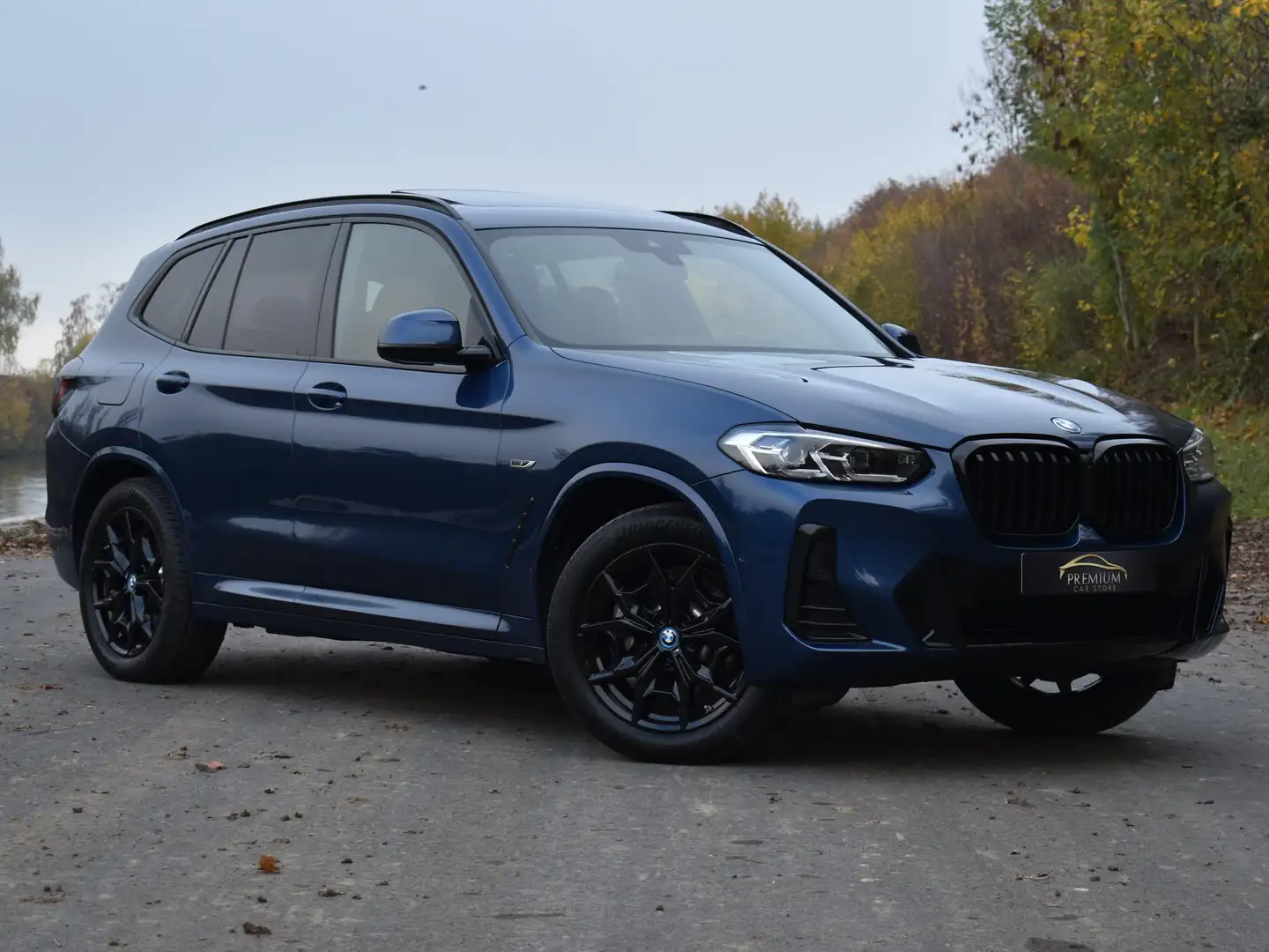 BMW X3 30e XDRIVE M-SPORT|M-SEATS|TREKHAAK|PANO|CAMERA Bleu - 1