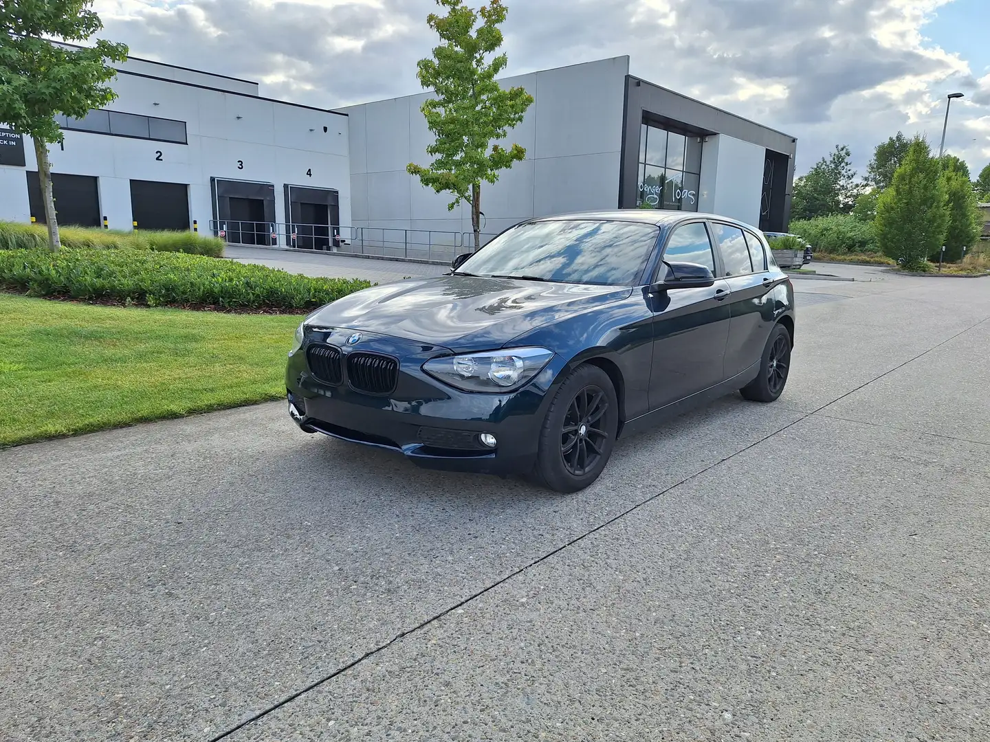 BMW 116 116i Blauw - 1