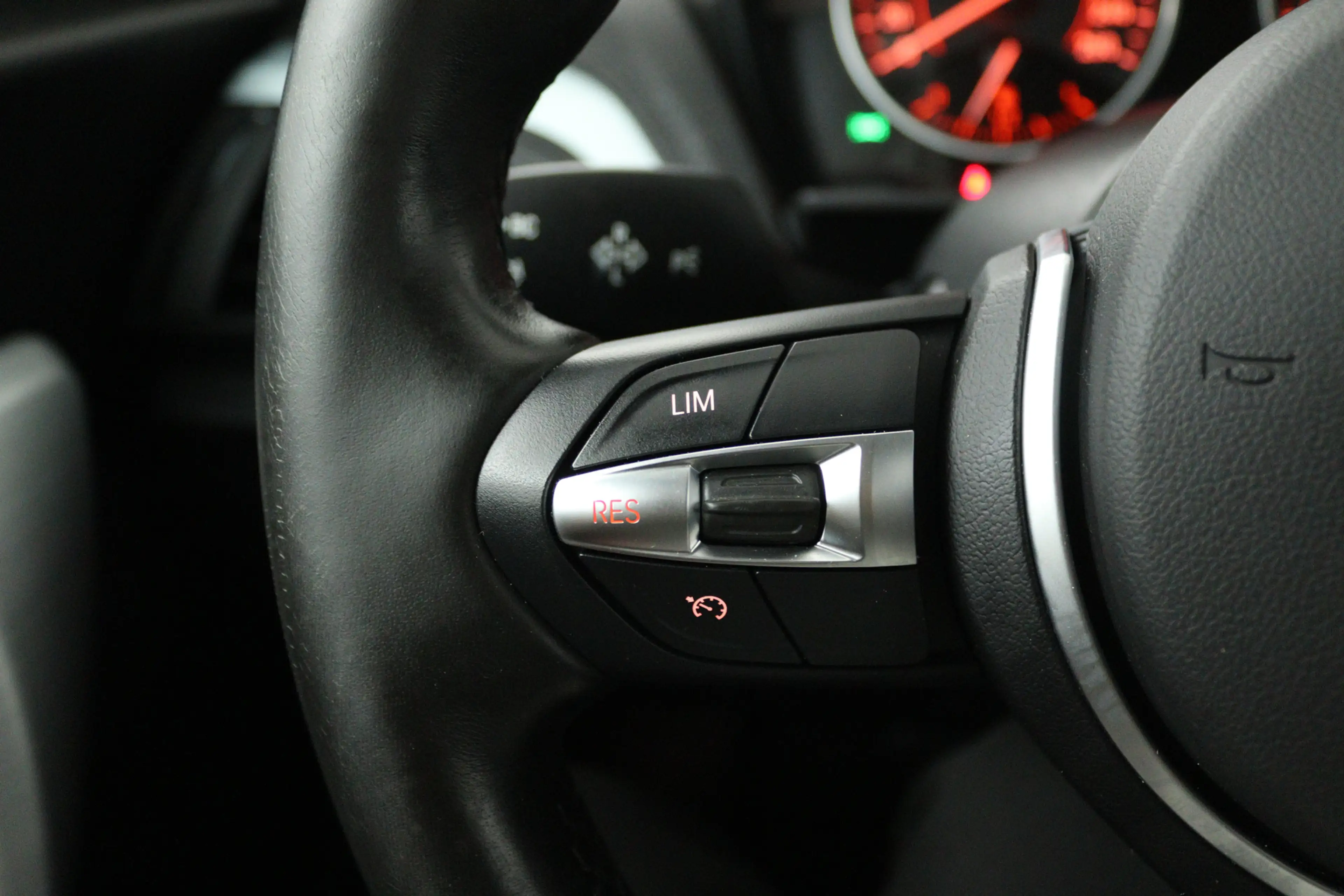 BMW 118 1-serie 118i High Executive (CAMERA, STOELVERWARMI — photo 8