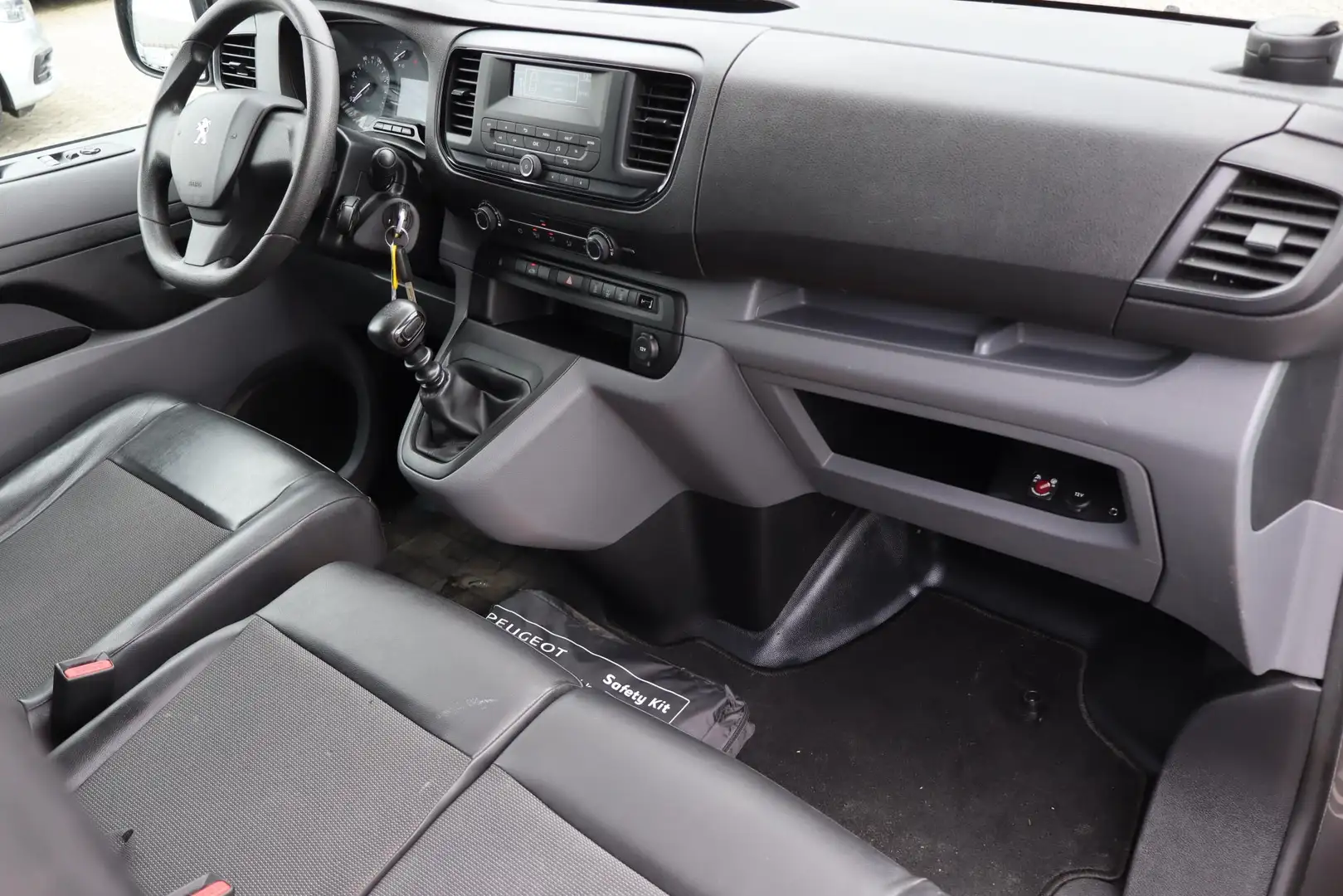 Peugeot Expert 231S 2.0 BlueHDI 120 Pro Bijrijdersbank, Rechter z - 2