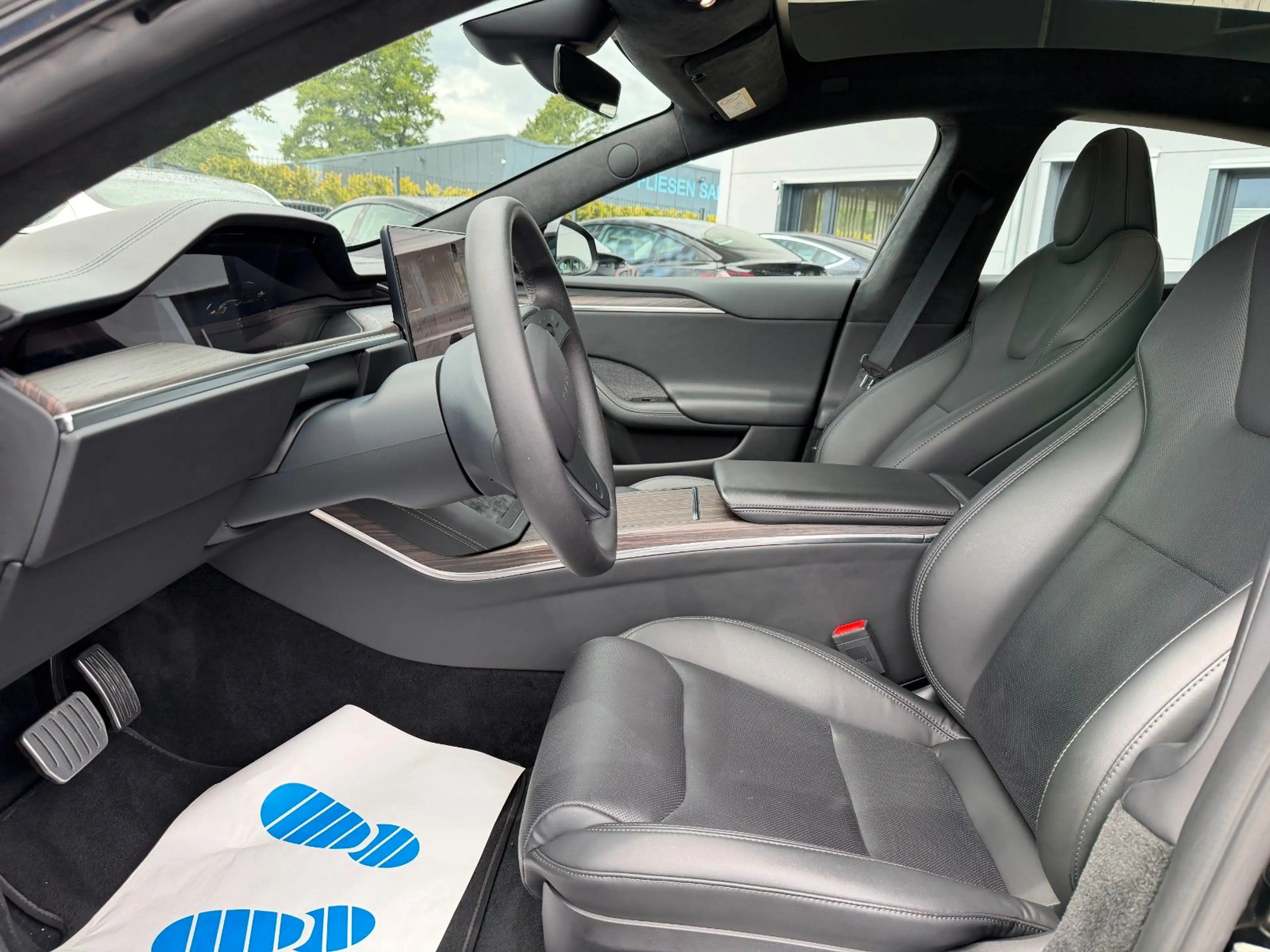 Tesla Model S MODEL S PALLADIUM | ENHANCED AP 4 KI | MATRIX — photo 15
