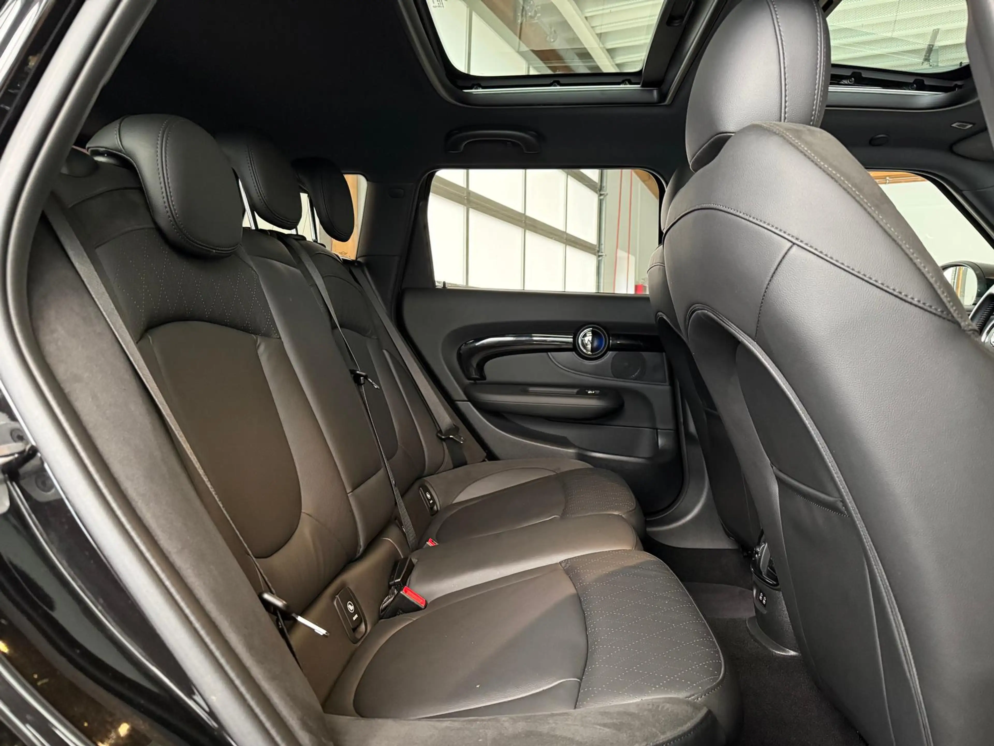 MINI Cooper S Clubman Classic Trim-Pano/Leder/CarPlay — photo 8