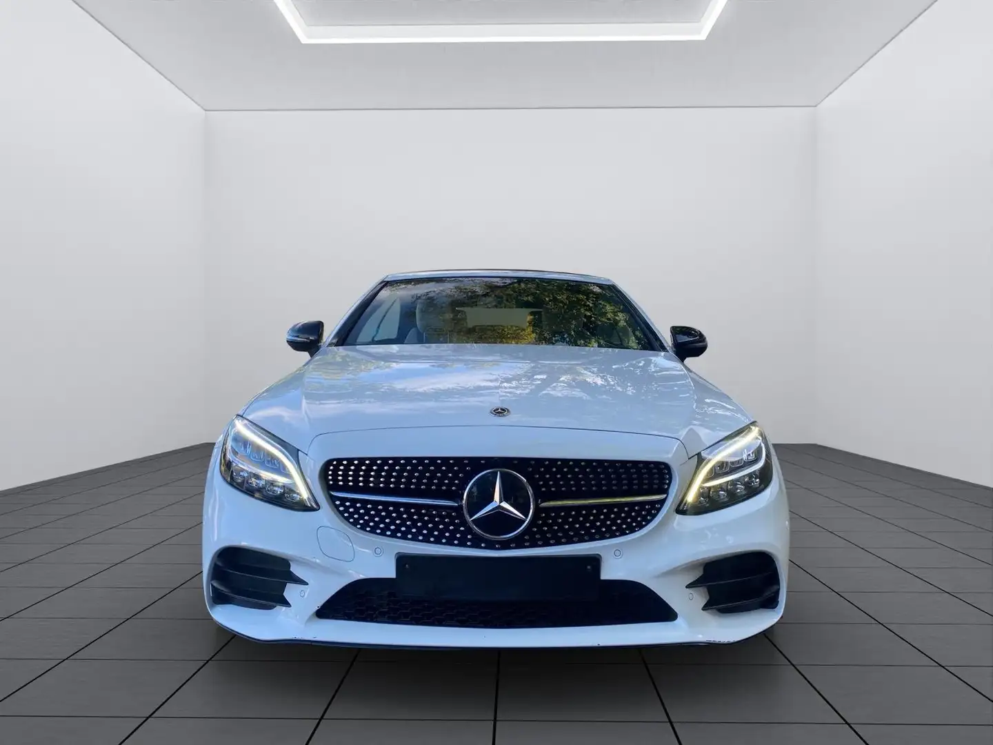 Mercedes-Benz C 300 C 300 d Cabrio 9G-TRONIC AMG Line Plus Weiß - 2