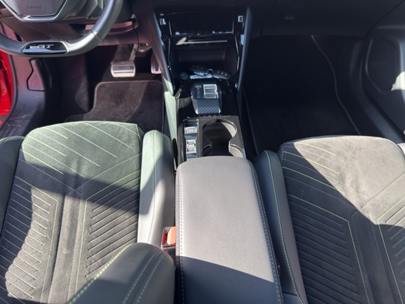 Peugeot 2008 (P1)(11.2019->) GT — photo 11