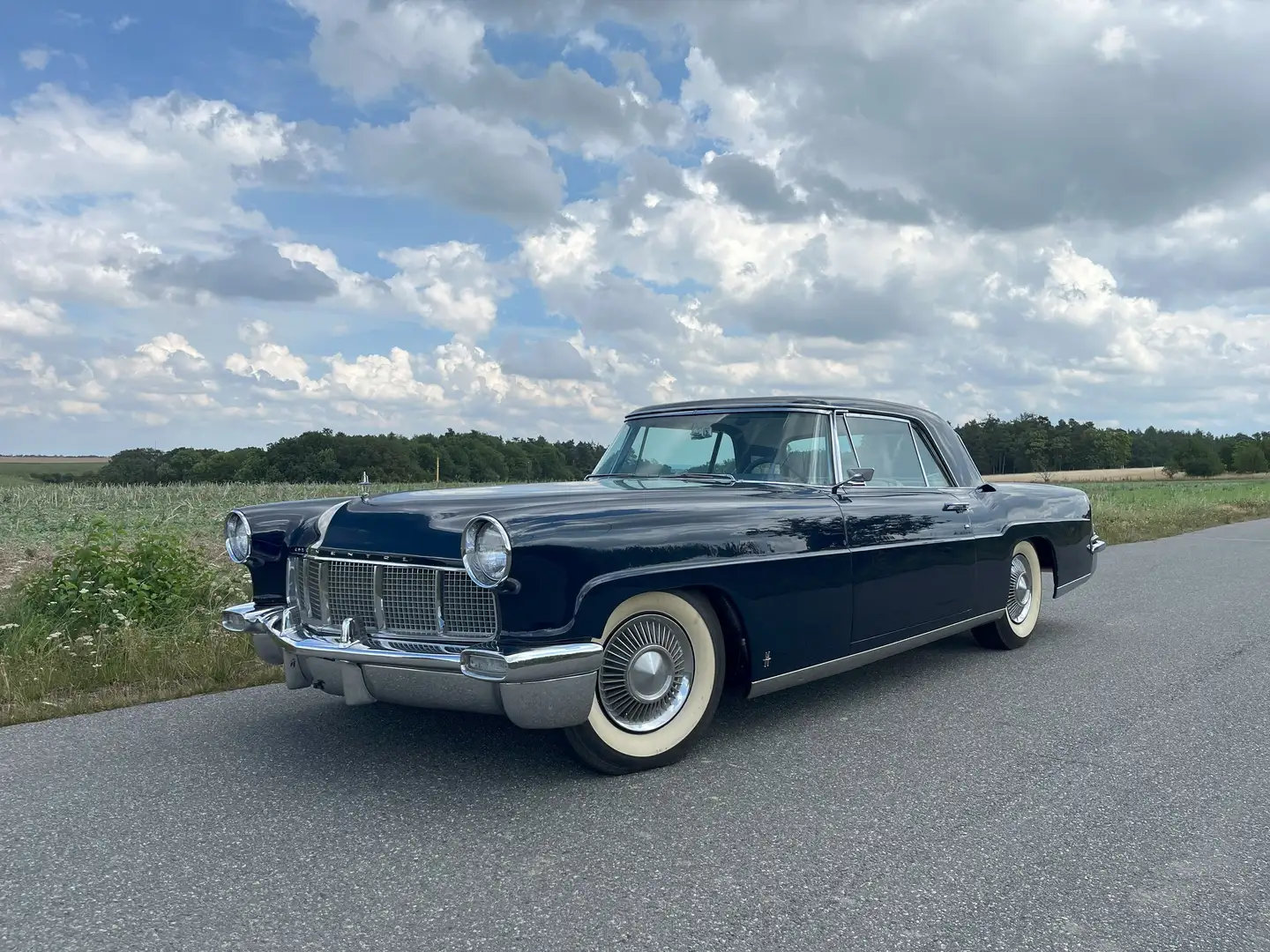 Lincoln Continental Coupe Mark II Azul - 1