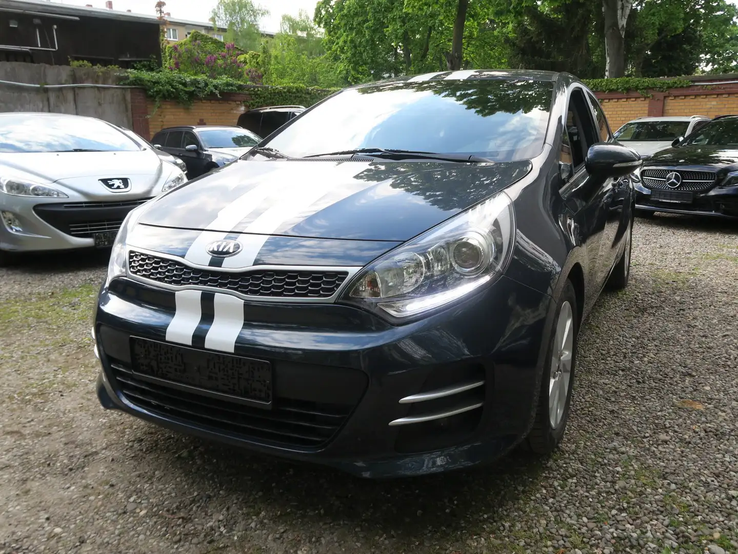 Kia Rio Dream Team Edition Niebieski - 1