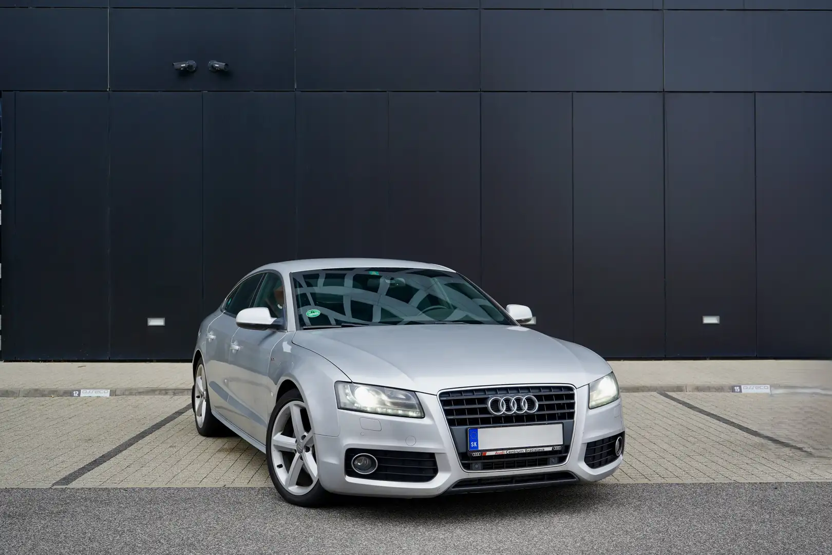 Audi A5 A5 Coupé 2,7 TDI V6 DPF Aut. Silber - 1