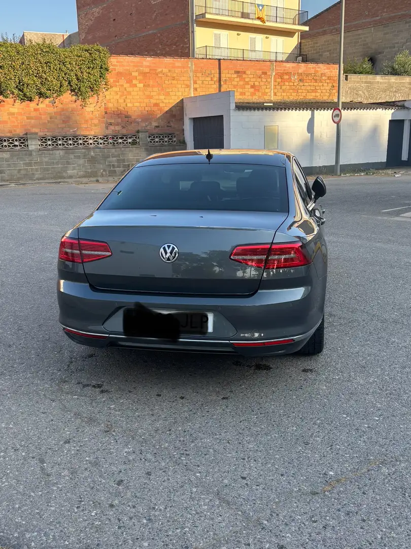 Volkswagen Passat 2.0TDI Sport 110kW - 2