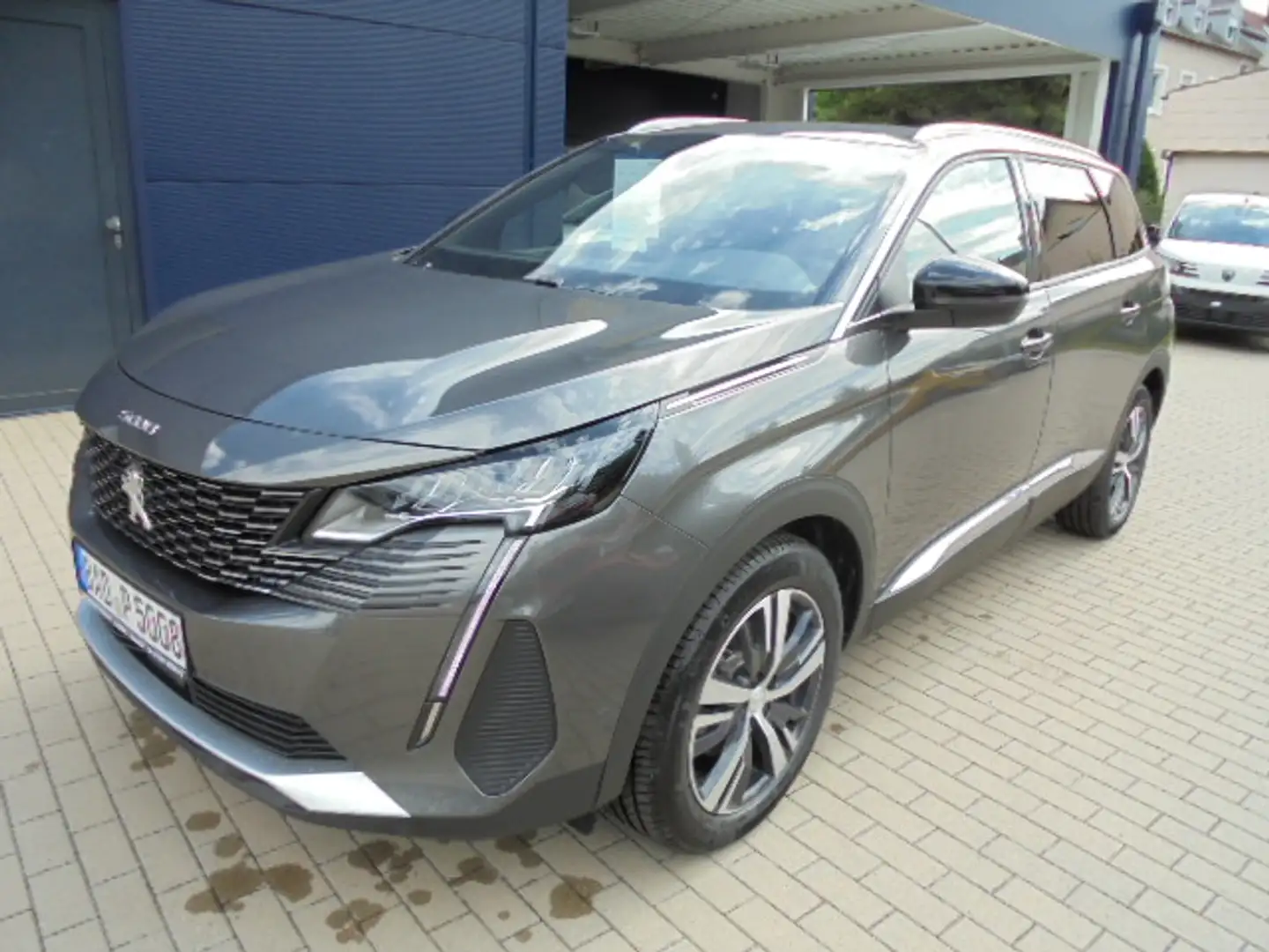 Peugeot 5008 Allure Pack HYBRID 136 e-DSC6 7-Sitzer Grigio - 1