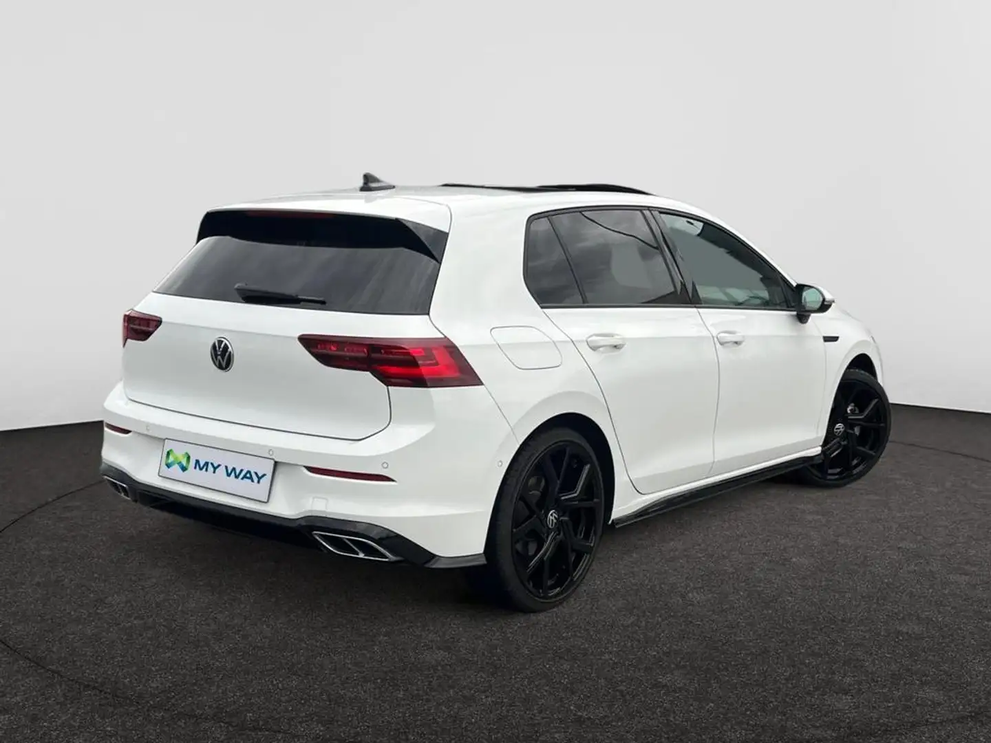 Volkswagen Golf R-Line 1.5 (150pk) Automaat /// panoramisch schuifdak /// Achteruitrijcamera /// Wit - 2