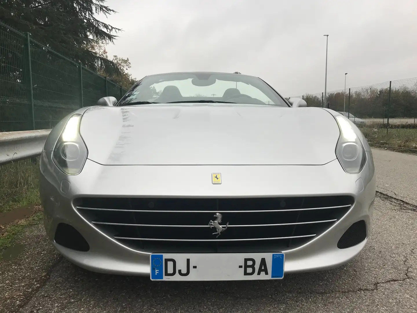 Ferrari California California T 3.9 v8 560 carbone origine FRANCE Šedá - 2