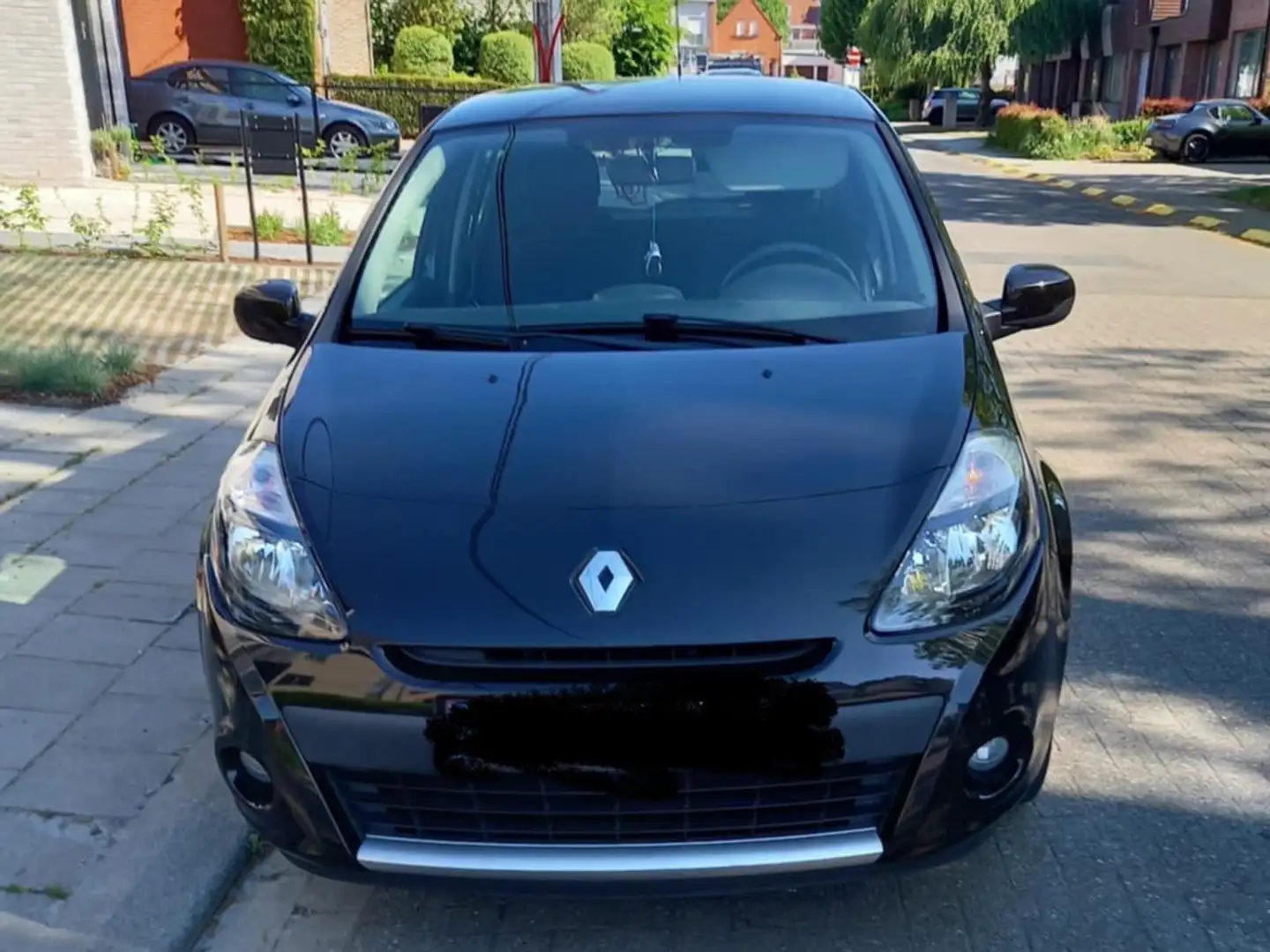 Renault Clio Clio 1.2 16V 75 Zwart - 1