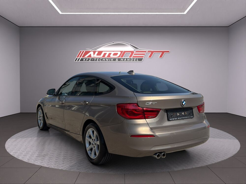 BMW 320 d Advantage — photo 3