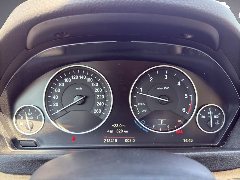 BMW 320 d Advantage — photo 11