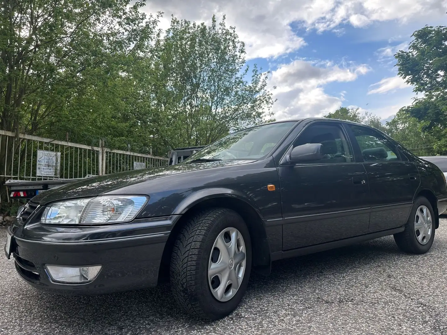 Toyota Camry 2.0 1 Hand+Tüv+Au Neu+Automatik Grau - 2