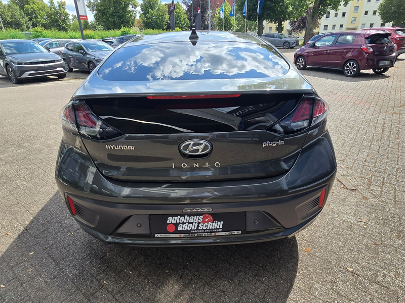 Hyundai IONIQ Facelift PLUG IN Hybrid STYLE-Paket — photo 5