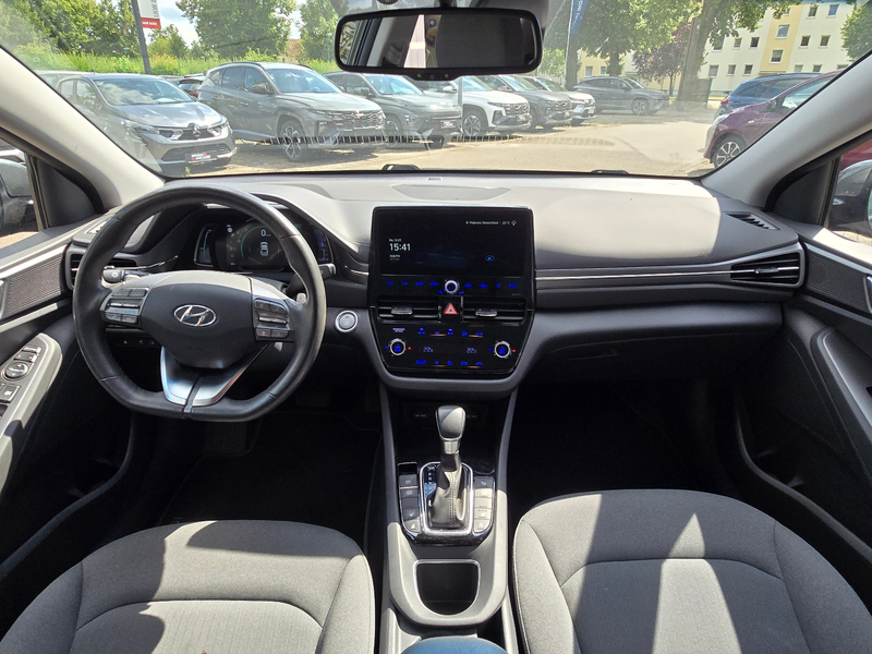 Hyundai IONIQ Facelift PLUG IN Hybrid STYLE-Paket — photo 12