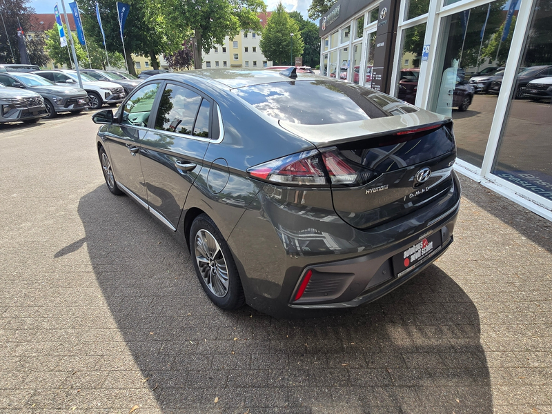 Hyundai IONIQ Facelift PLUG IN Hybrid STYLE-Paket — photo 6