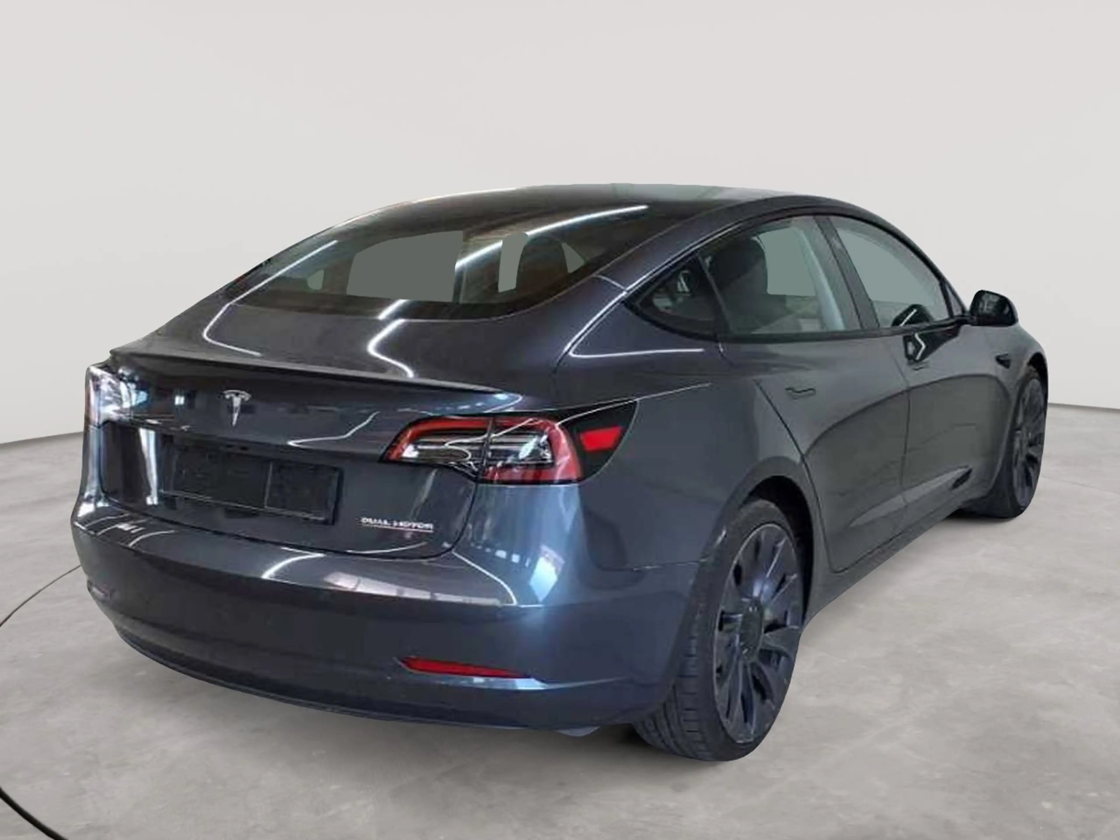 Tesla Model 3 Model 3 LR Dual Motor Performance — photo 4