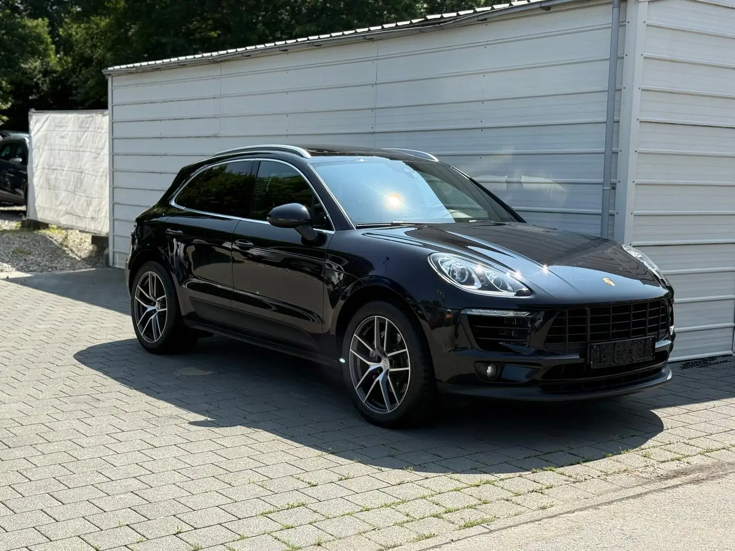 Porsche Macan S *Kamera*Navi*Bi-Xenon*Leder*Panorama Schwarz - 2