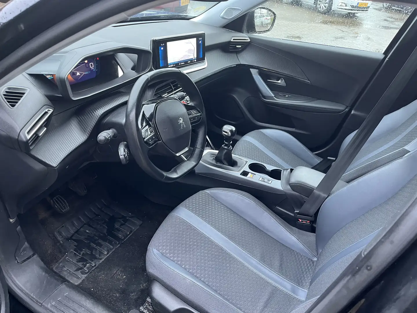 Peugeot 2008 1.5 BlueHDi Blue Lease Allure / Virtual / Pdc / Ca Zwart - 2