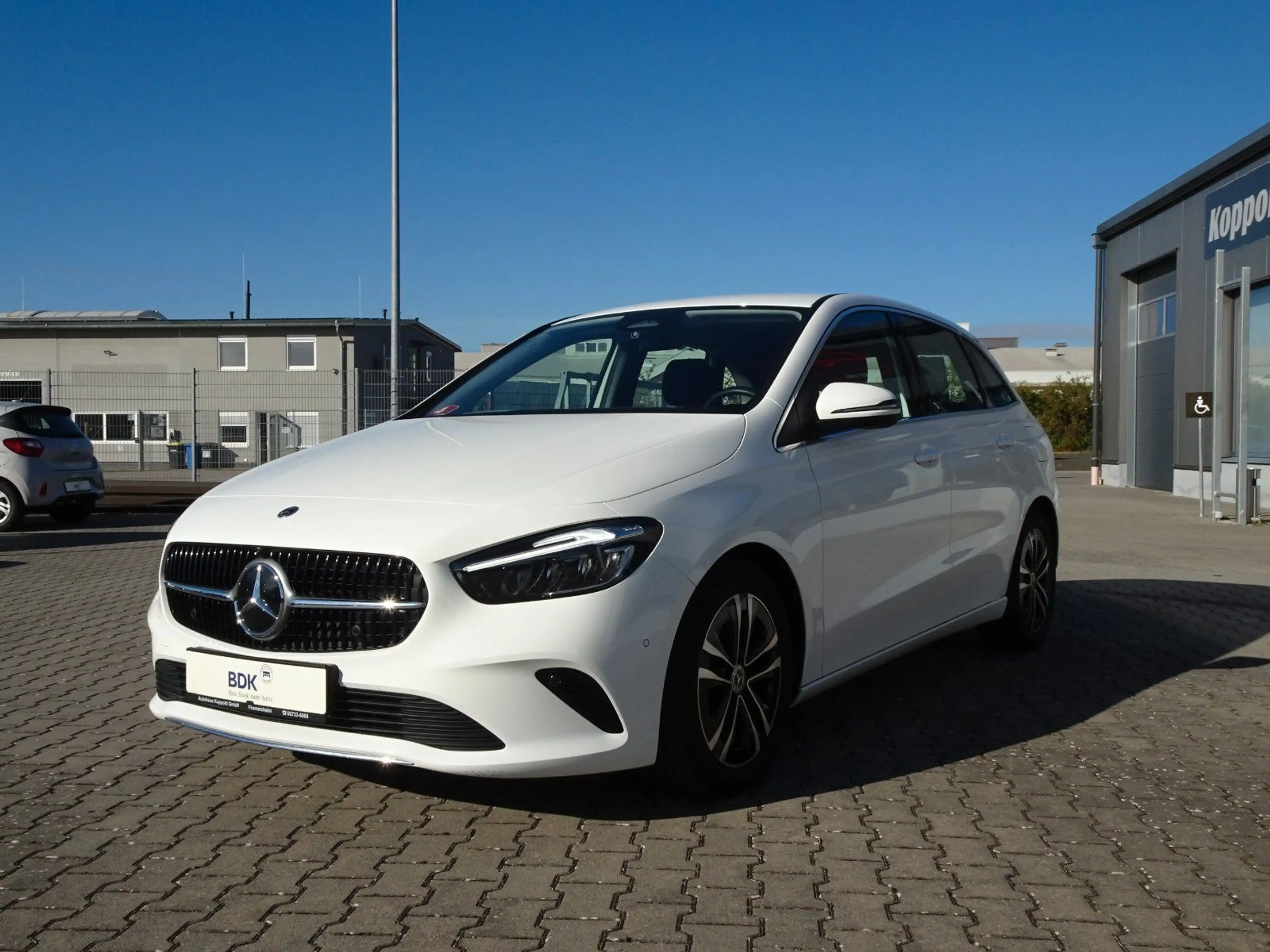 Mercedes-Benz B 200 B B 200 d