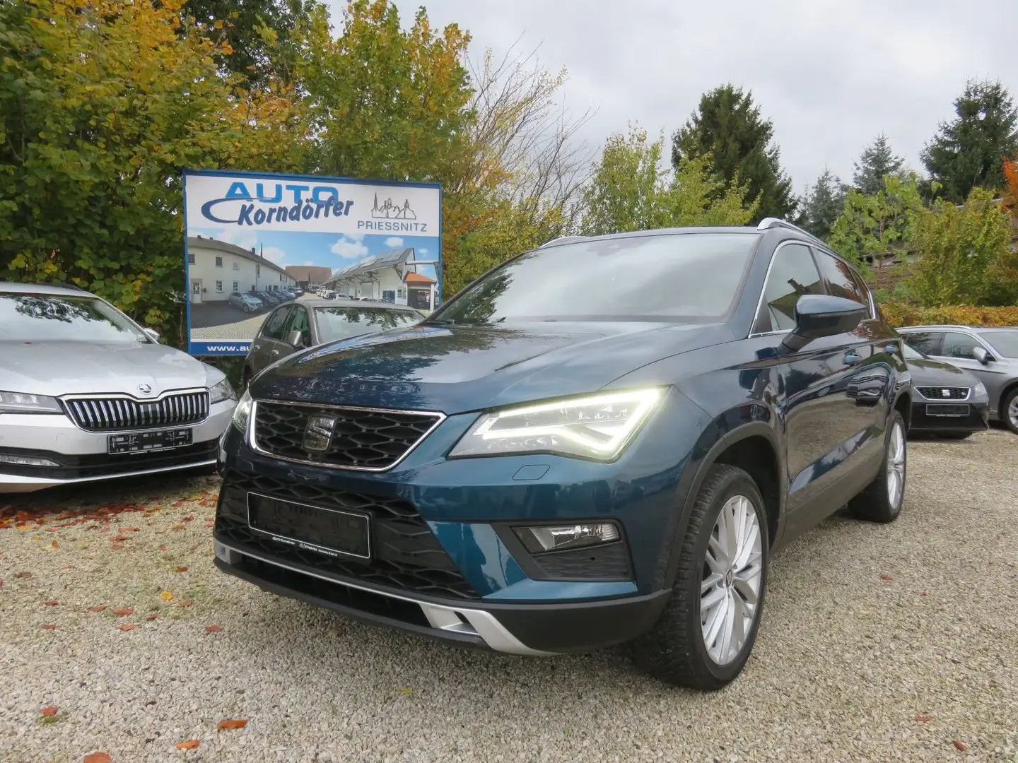 SEAT Ateca Xcellence Bleu - 1