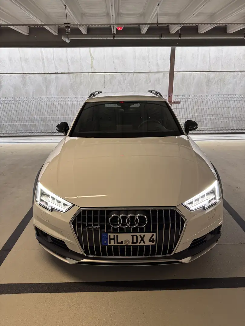 Audi A4 allroad quattro 45 TFSI S tronic Weiß - 2