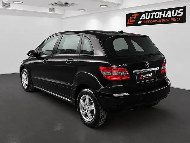 Mercedes-Benz B-Class view 3