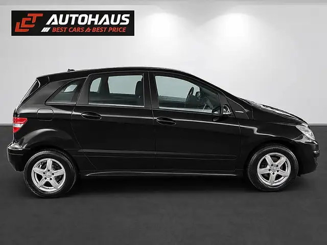 Mercedes-Benz B-Class view 5