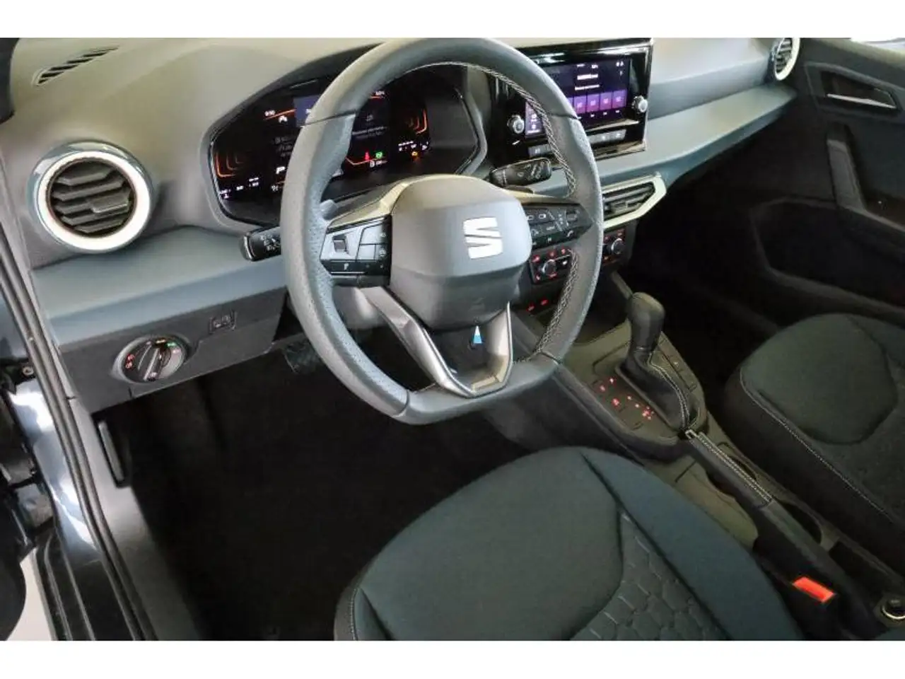 SEAT Ibiza 2026 — фото 13