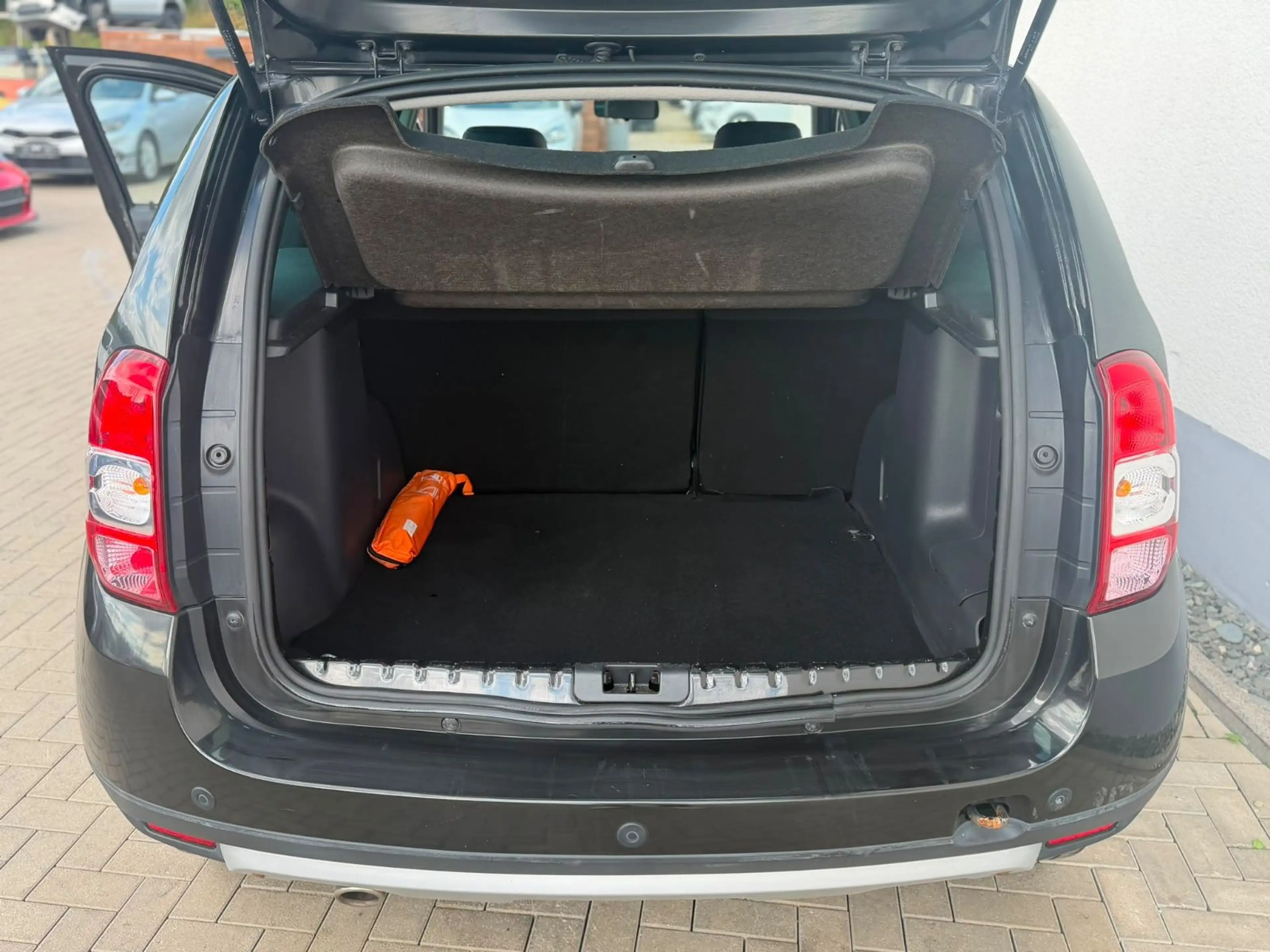 Dacia Duster I Laureate 4x2 — photo 6