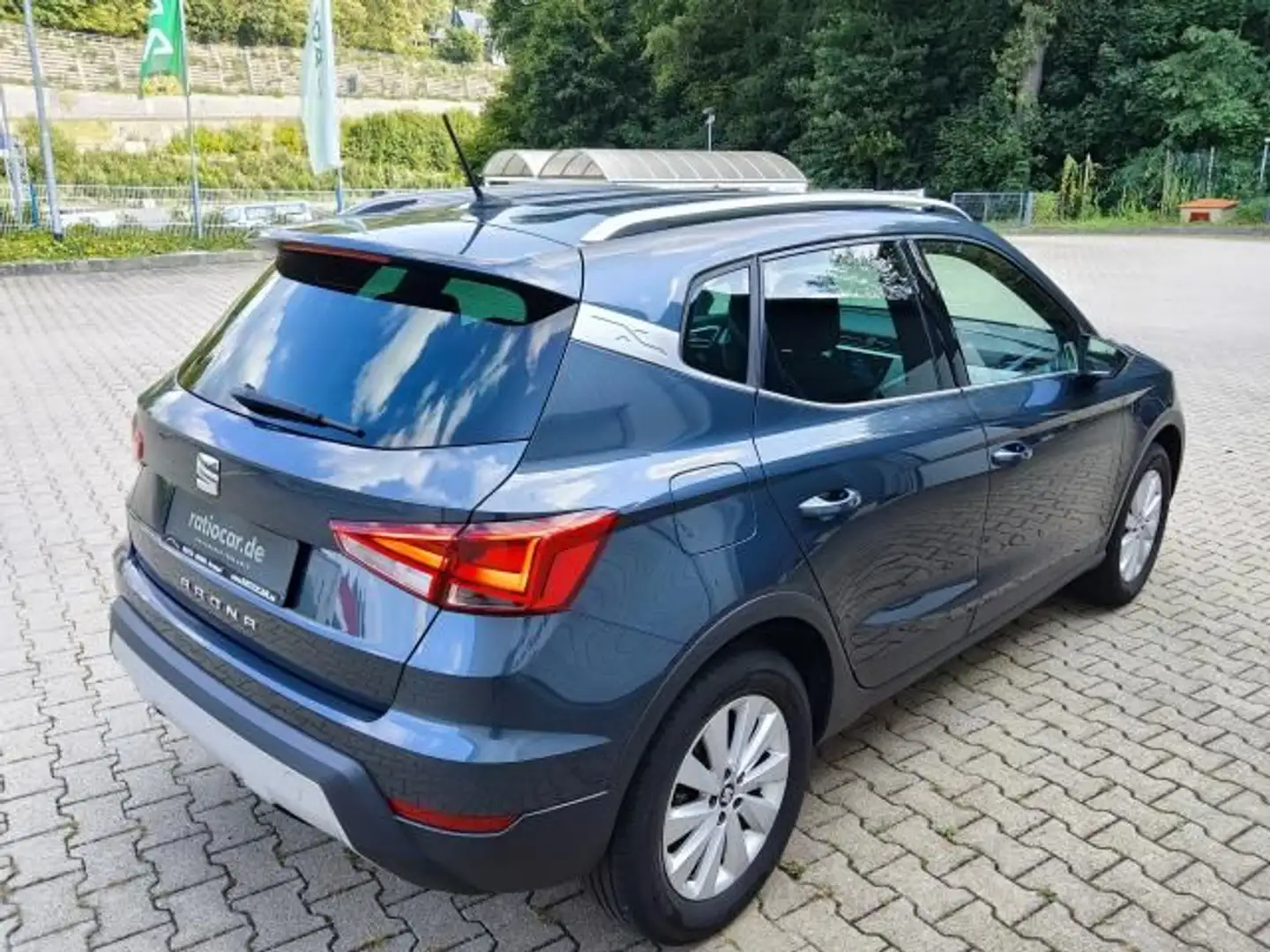 SEAT Arona ARONA XCELLENCE 1.0 TSI NAVI SITZHEIZ. EINPARKH. Gris - 2