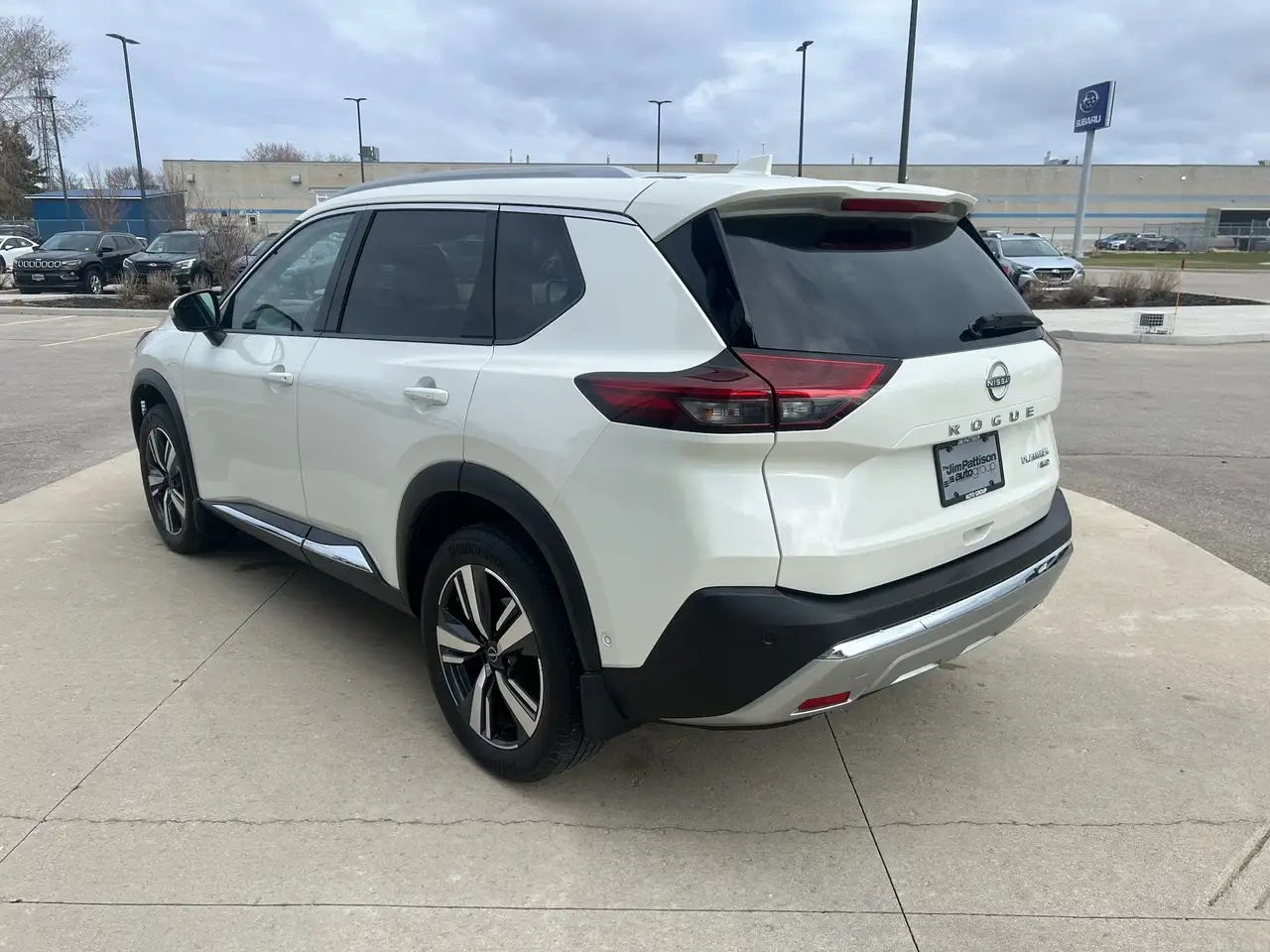 Nissan Rogue снимка Nissan Rogue