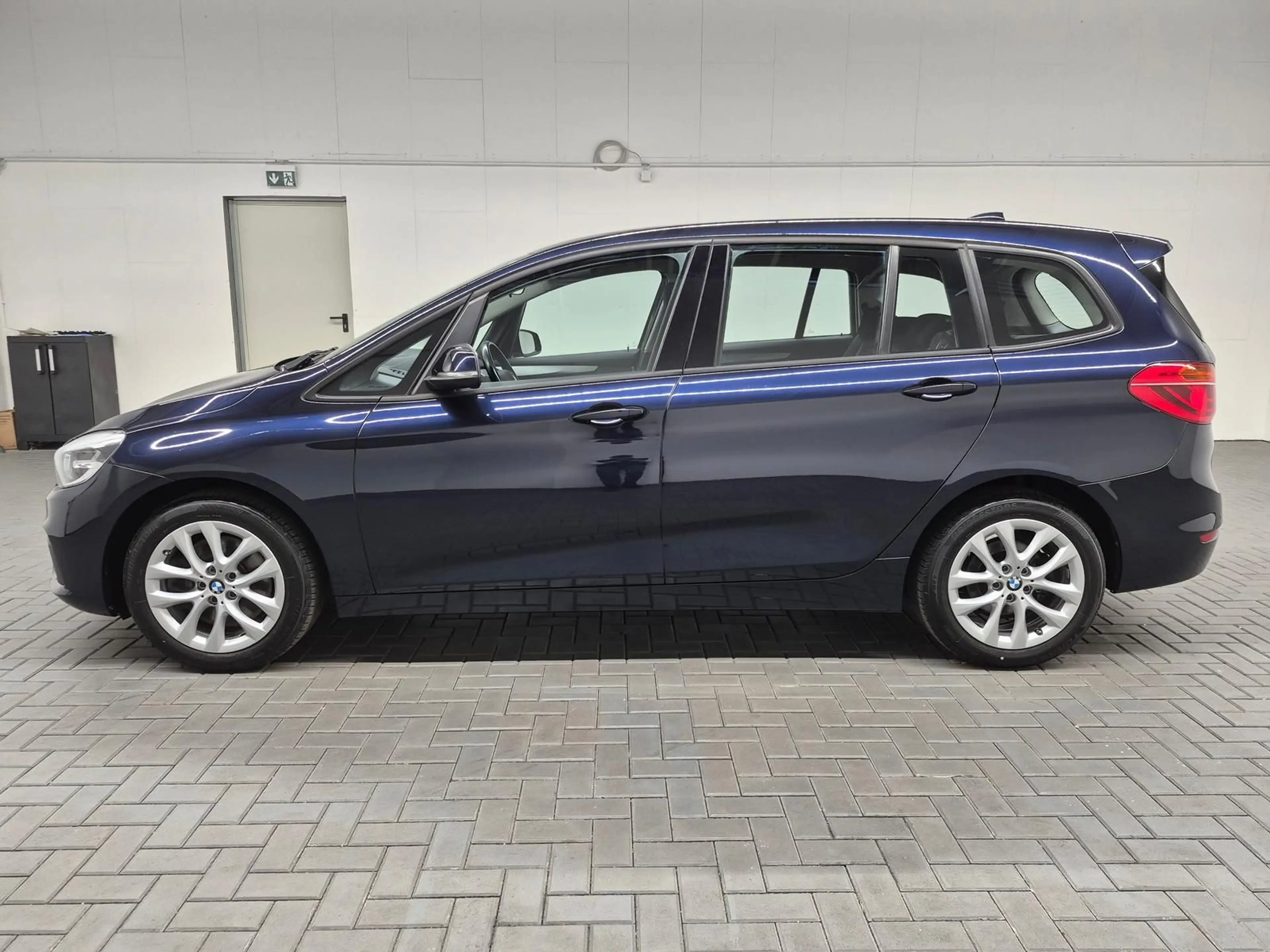 BMW 220 7-Sitzer/Keyl./elH/Tempom./17LM — photo 2