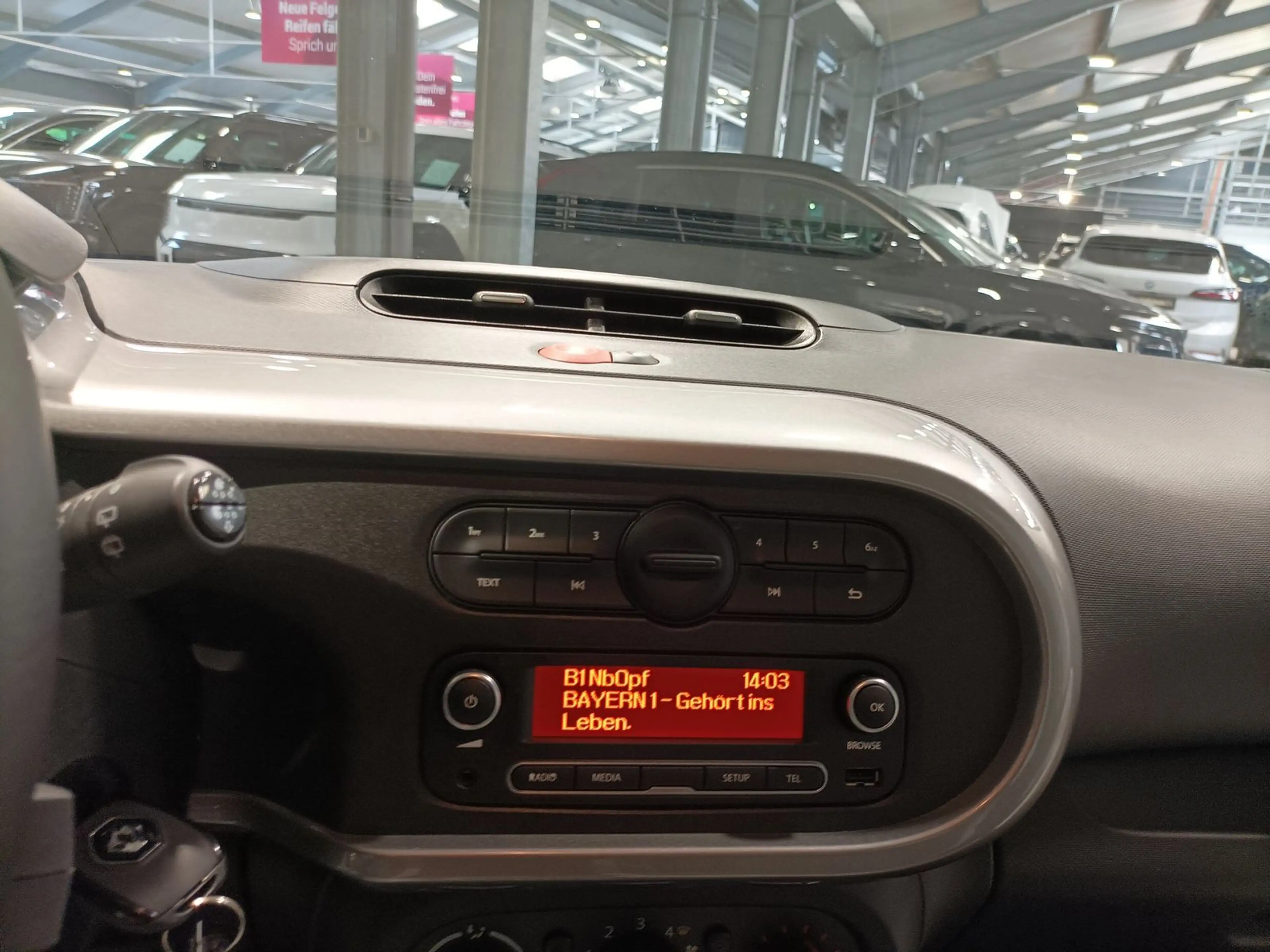 Renault Twingo 1.0 SCe 65 Zen Faltdach|Klima|Tempomat — photo 11
