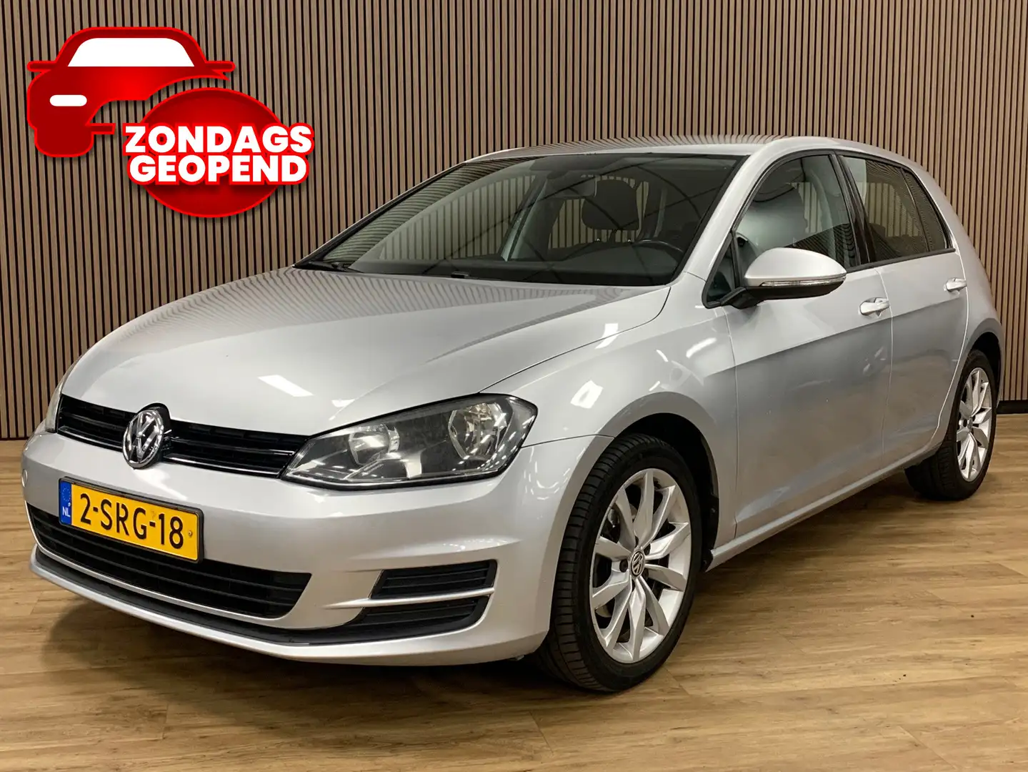 Volkswagen Golf 1.2 TSI Comfortline|Navigatie|Climate Control| Gris - 1