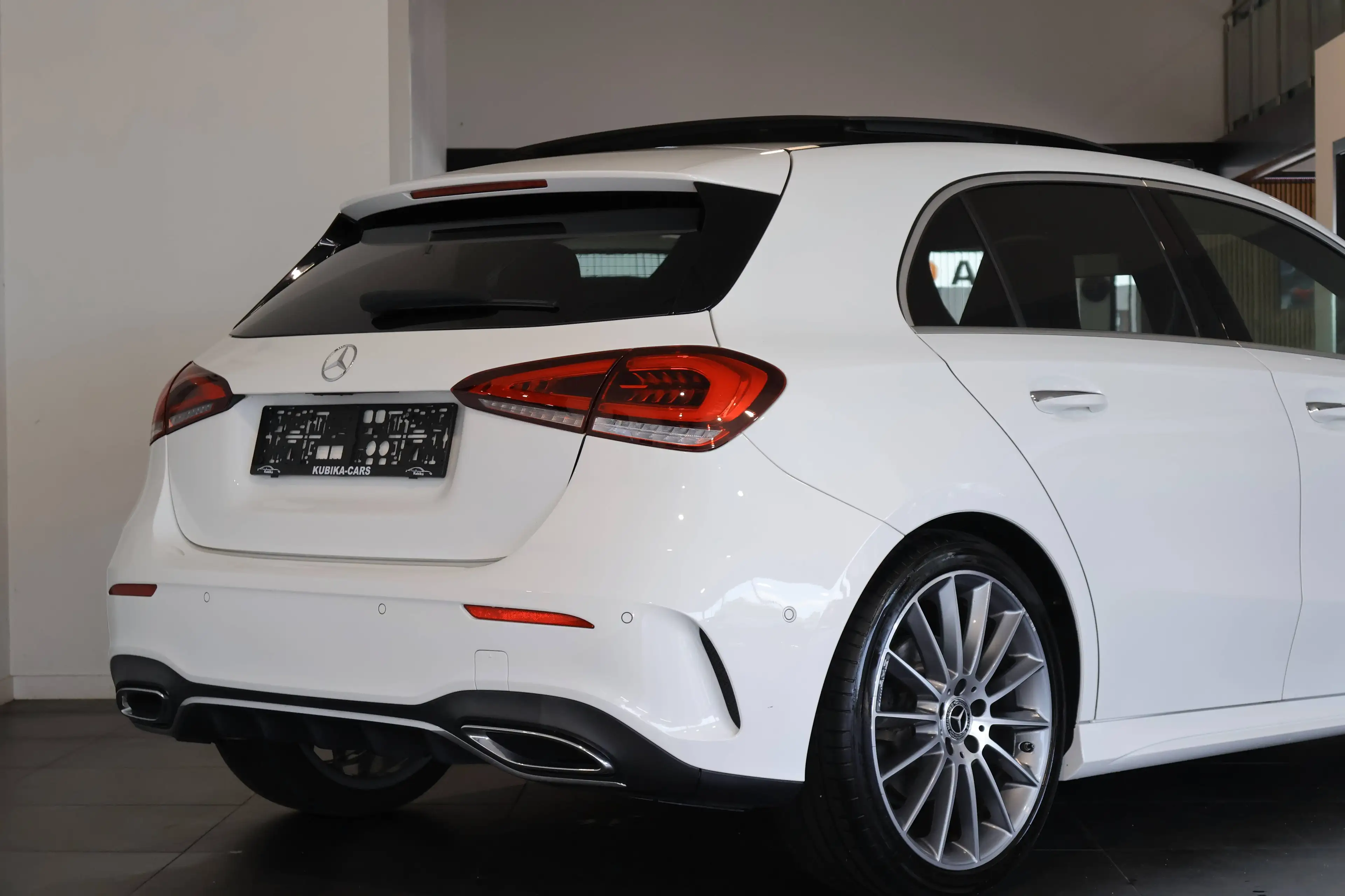Mercedes-Benz A 220 A 220 AMG-Line Peno Mamory DodeH 360° Garantie* — photo 5