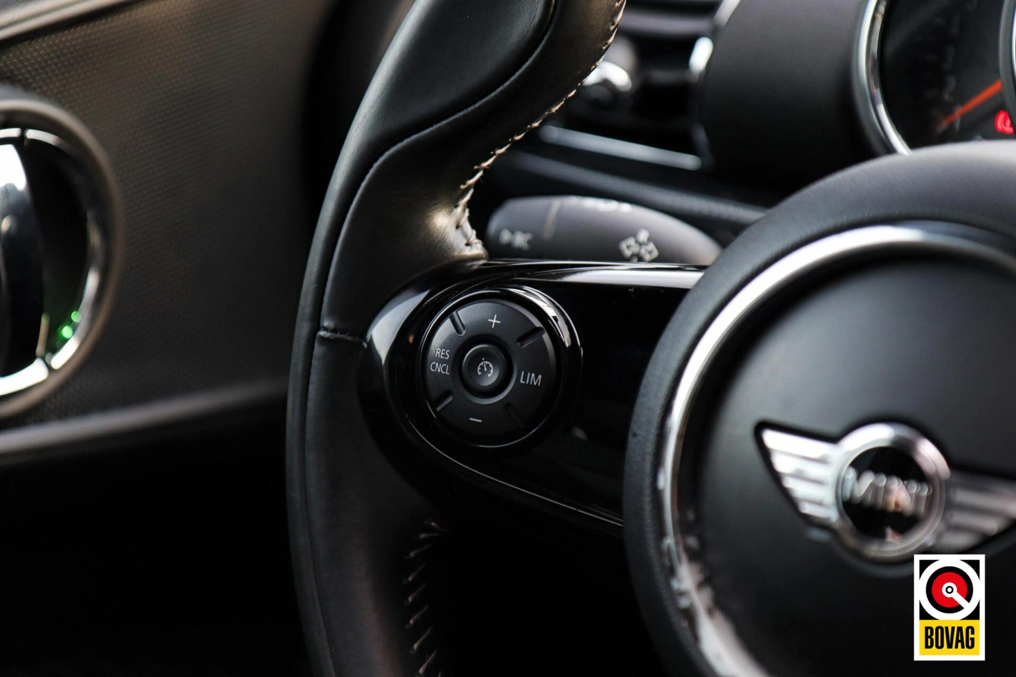 MINI Cooper Clubman 1.5 Chili |LED|PANODAK|NAVI|KEYLESS|CRUISE — photo 15