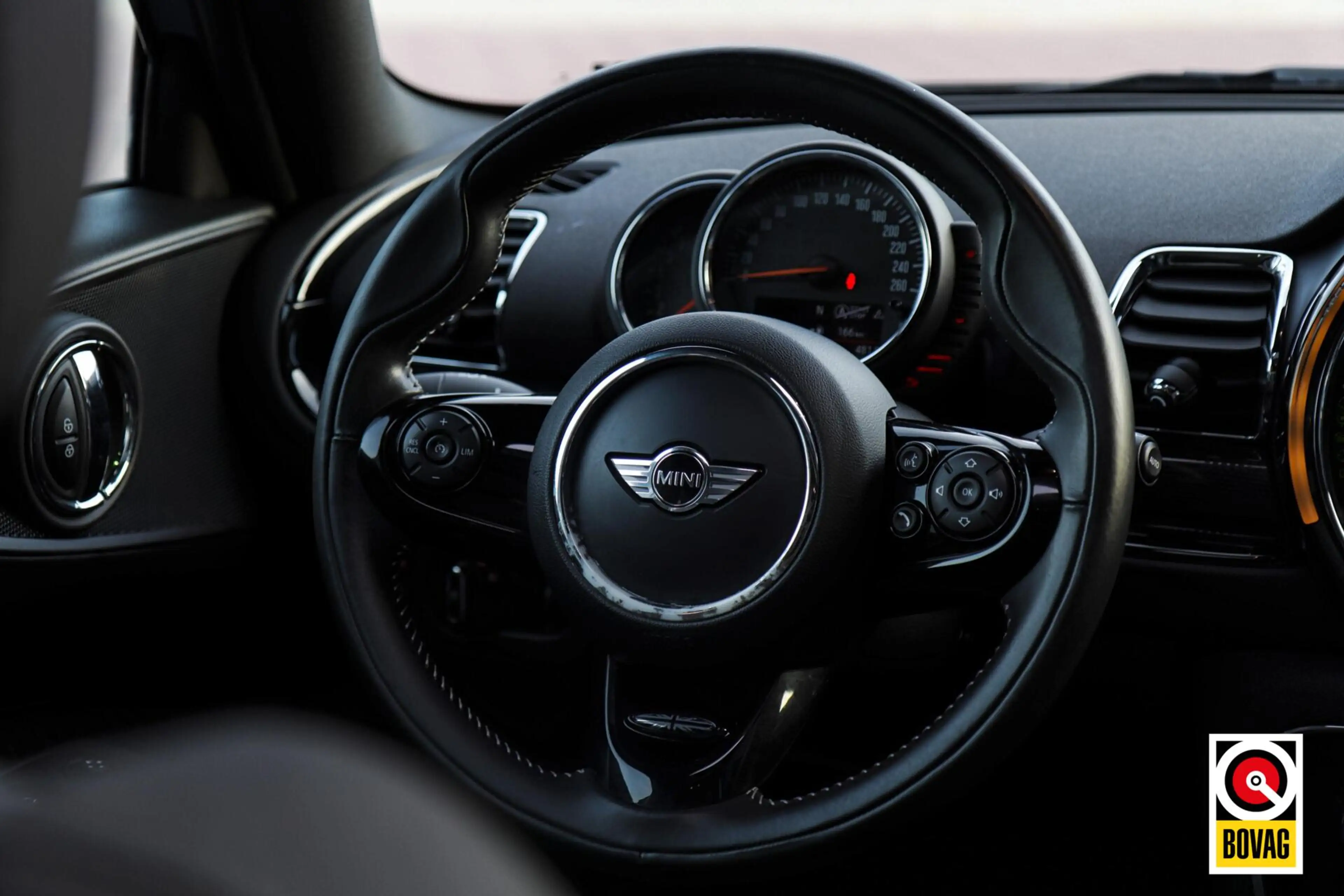 MINI Cooper Clubman 1.5 Chili |LED|PANODAK|NAVI|KEYLESS|CRUISE — photo 13